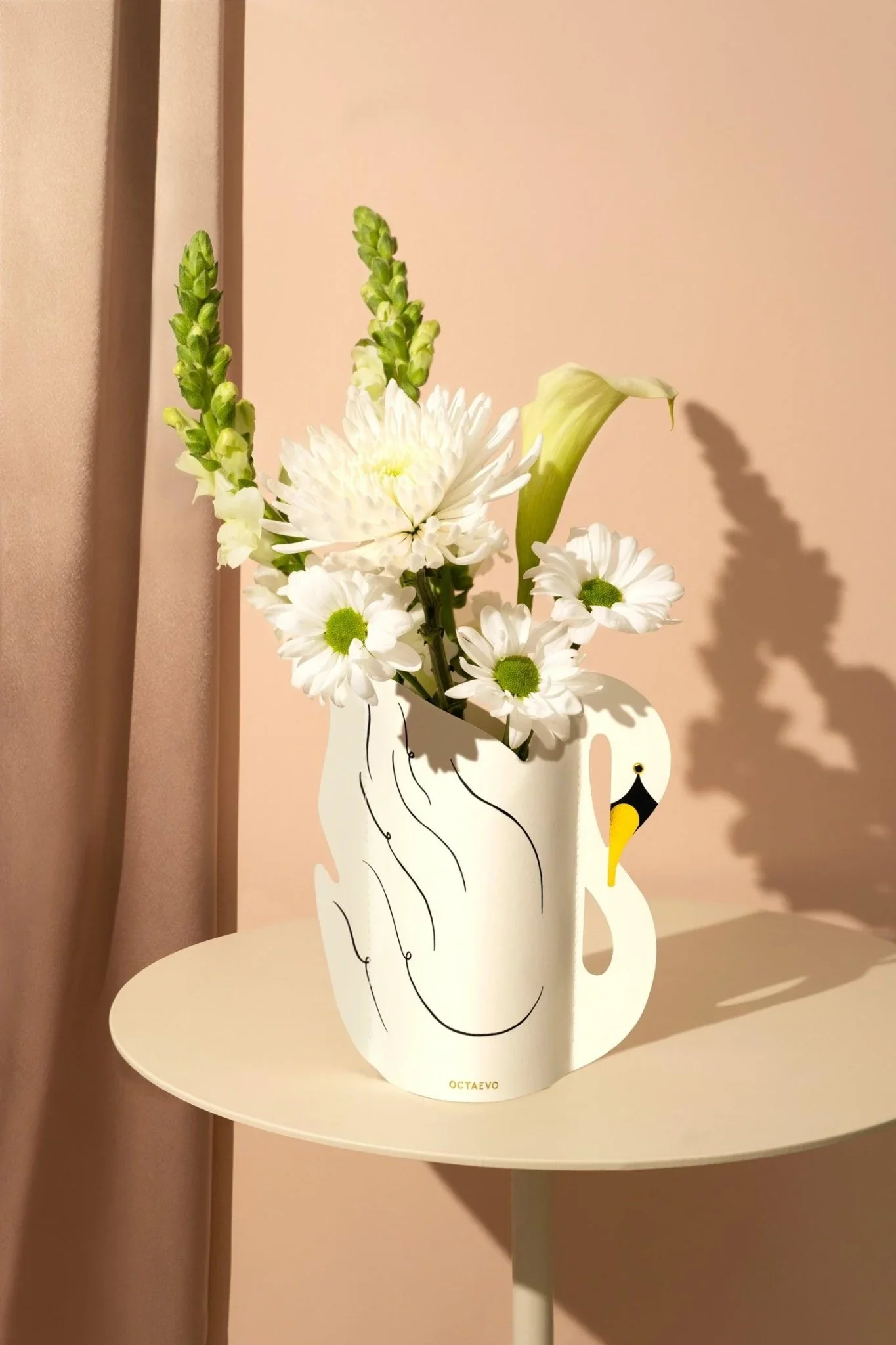 Swan Paper Vase