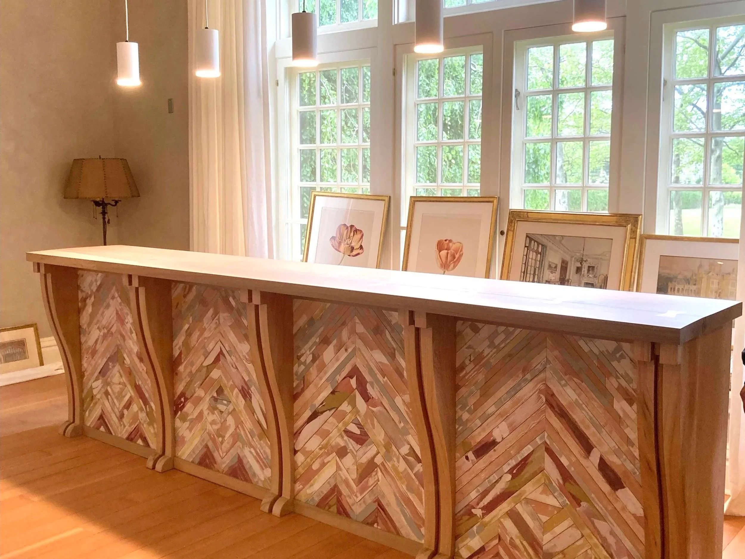 Shinglish House, Parquet Bar