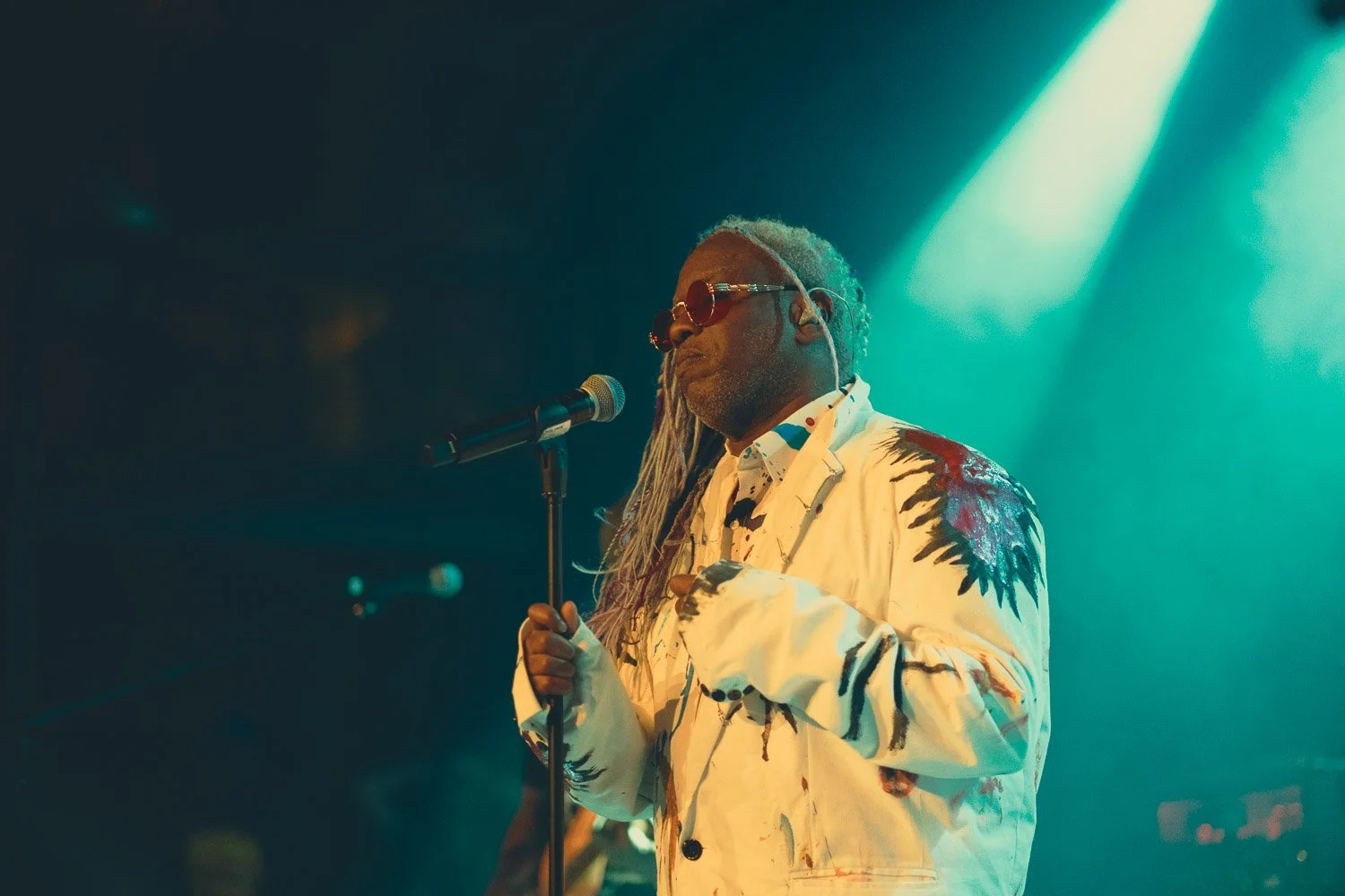 LivingColour0314240015.jpg