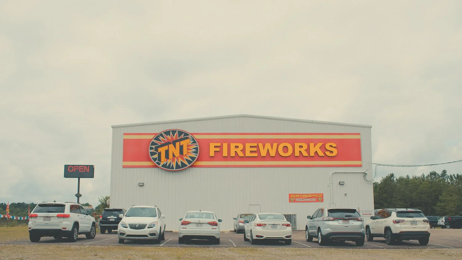 TNT Fireworks | Leeds, AL