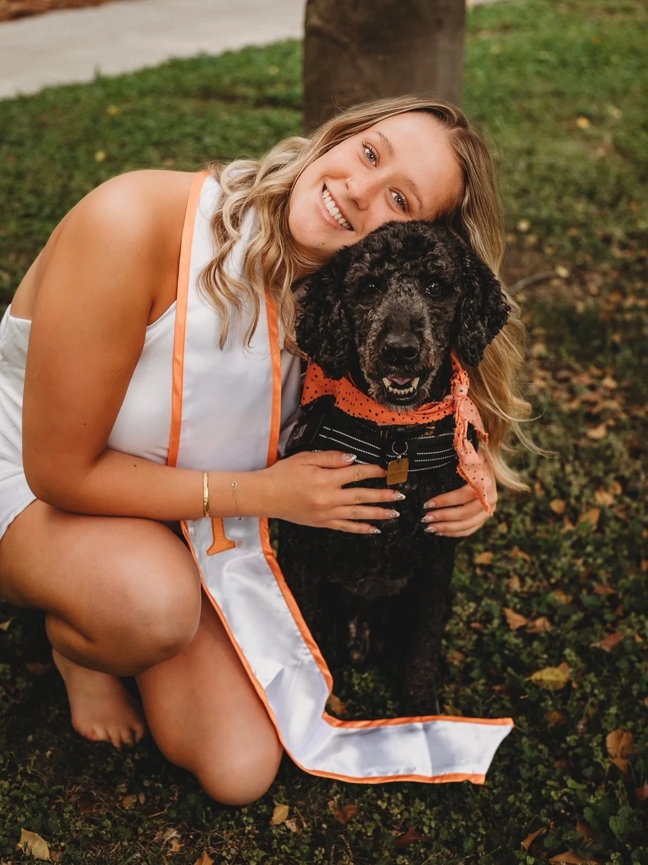 Missing all my grad girls 🫶🏼🤎

Being close to UTK I&rsquo;ve gotten to know so many students and I wasn&rsquo;t prepared for when the seniors leave 😭
Creating relationships with you all is one of my favorite things. 

#utk #spraytan #knoxvilletn 