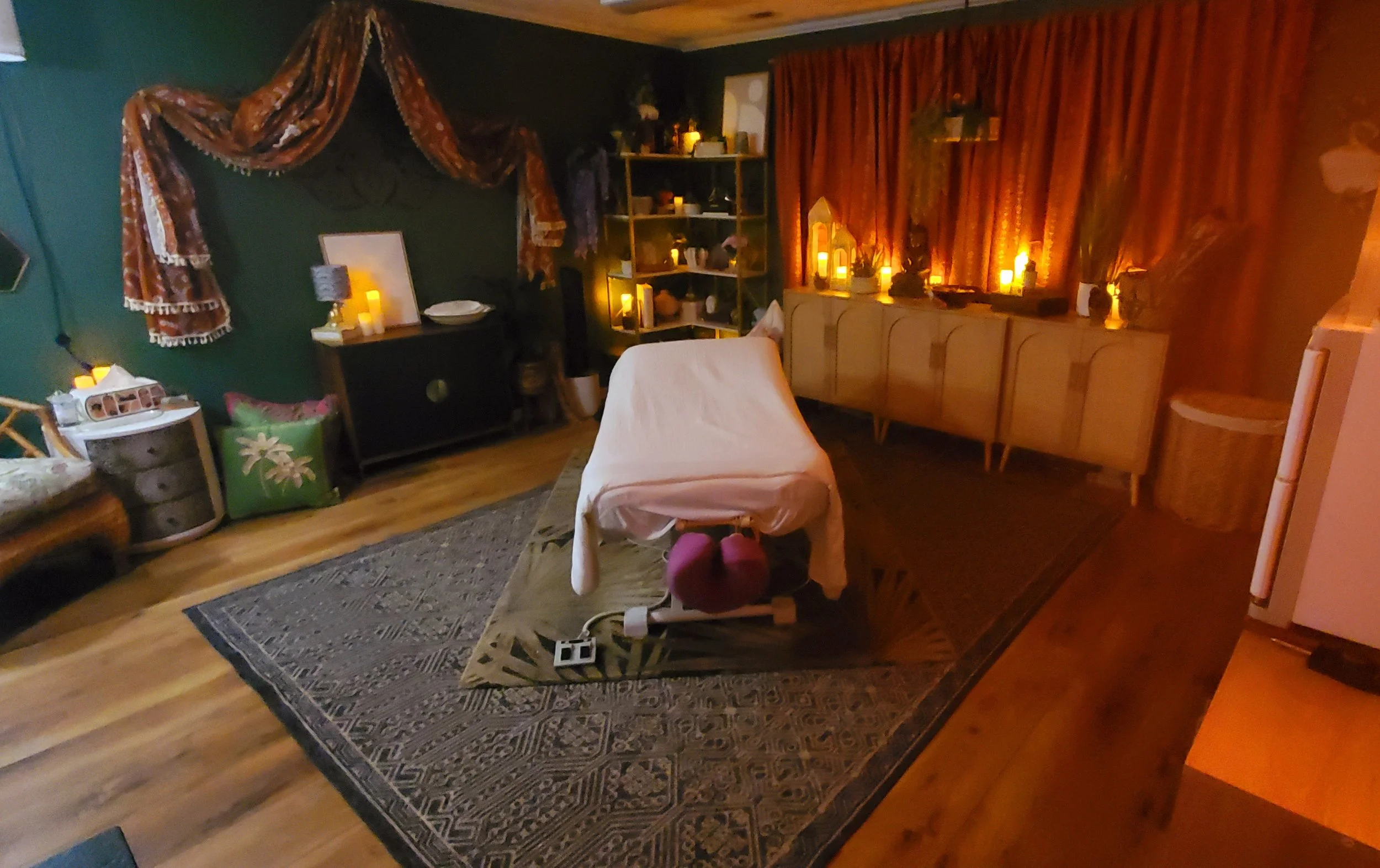 Our spacious treatment room