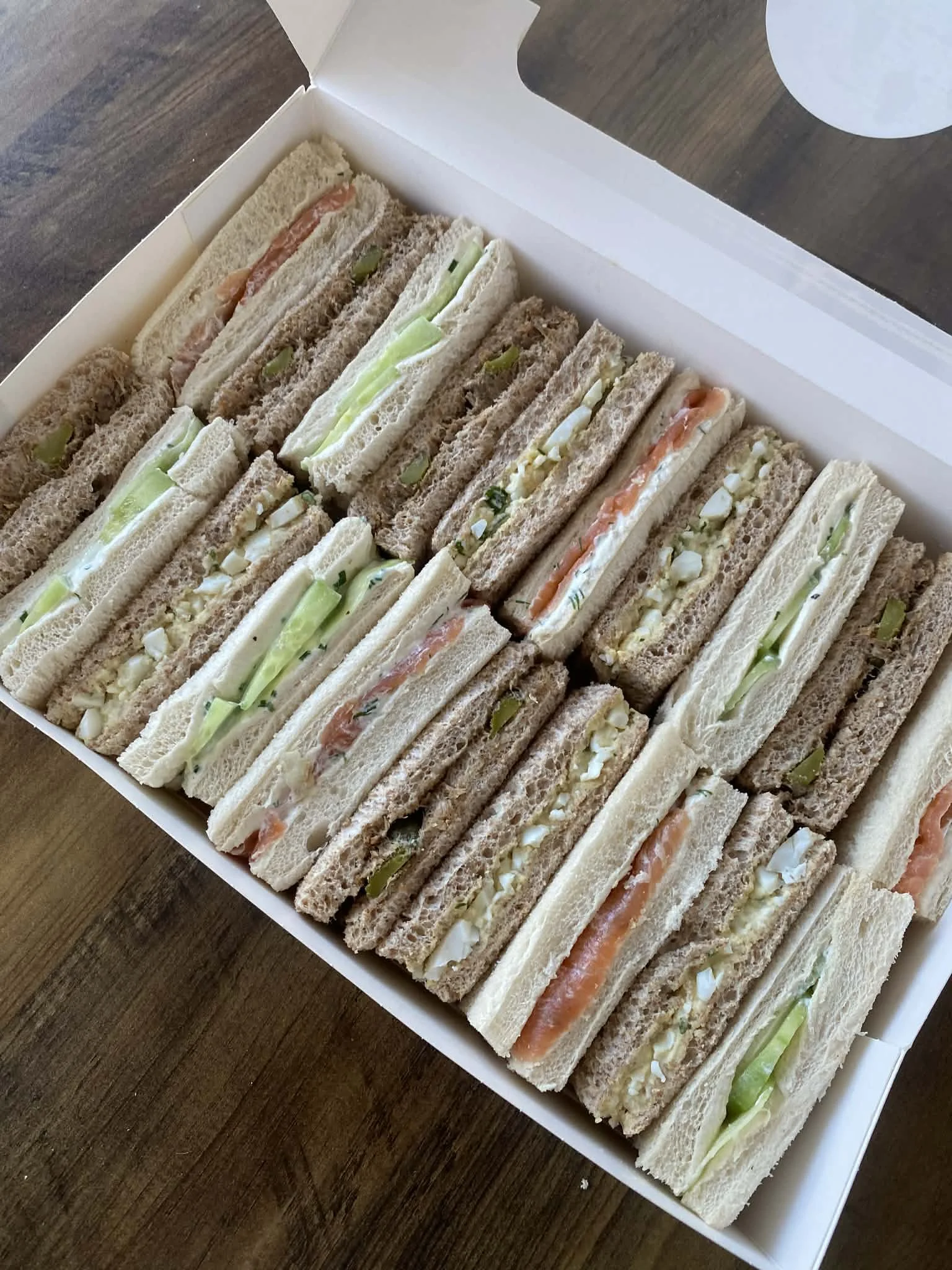 Finger Sandwich Platter (Serves 4-6)