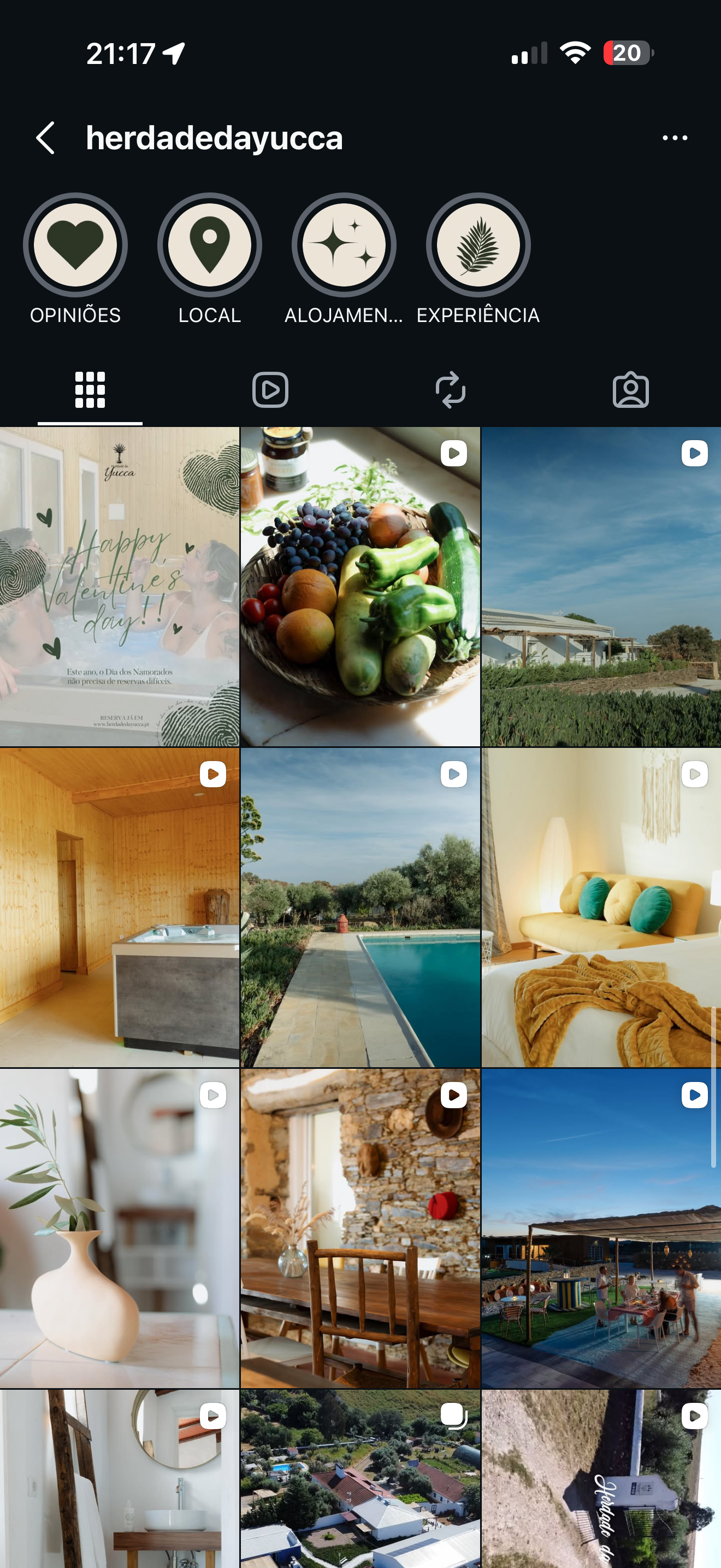 Página de perfil de rede social com imagens de paisagens, natureza, interiores de alojamento e comida, indicando um espaço de hospedagem ou finca com áreas ao ar livre, piscina e ambientes acolhedores.