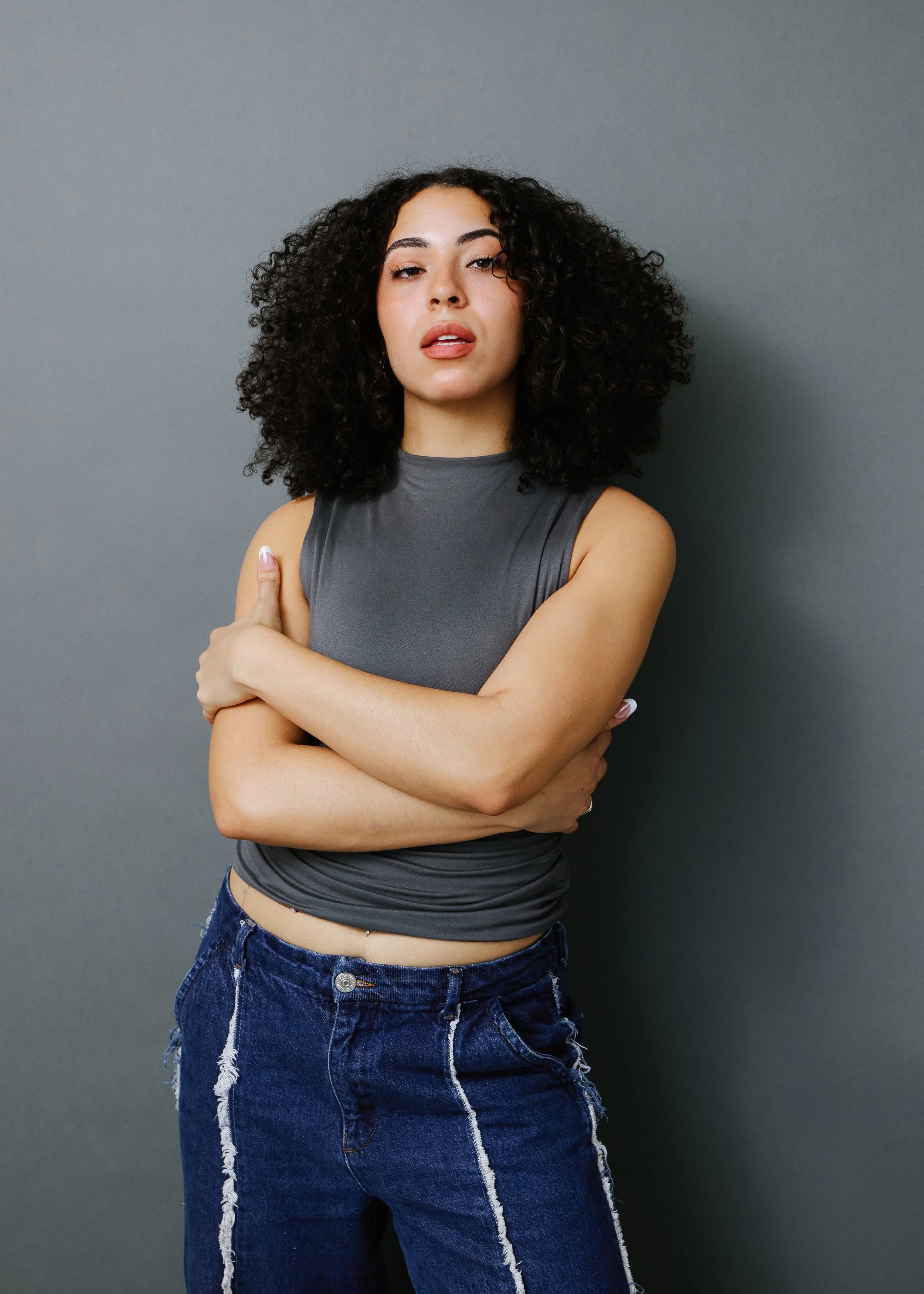 Headshot 1- AVA JONES.JPG