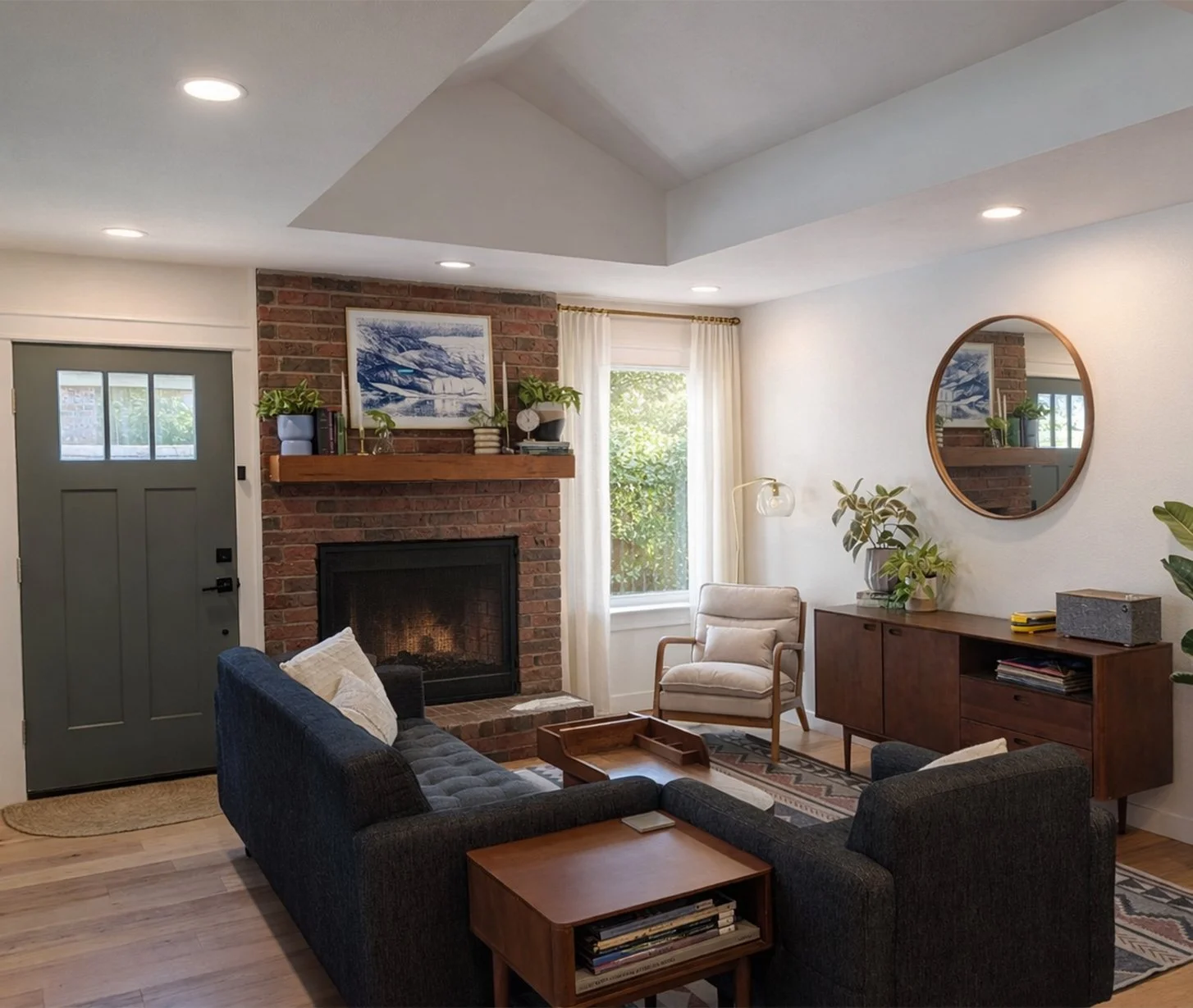 Spriggs Ct_New Interiors 4_Edited.jpg