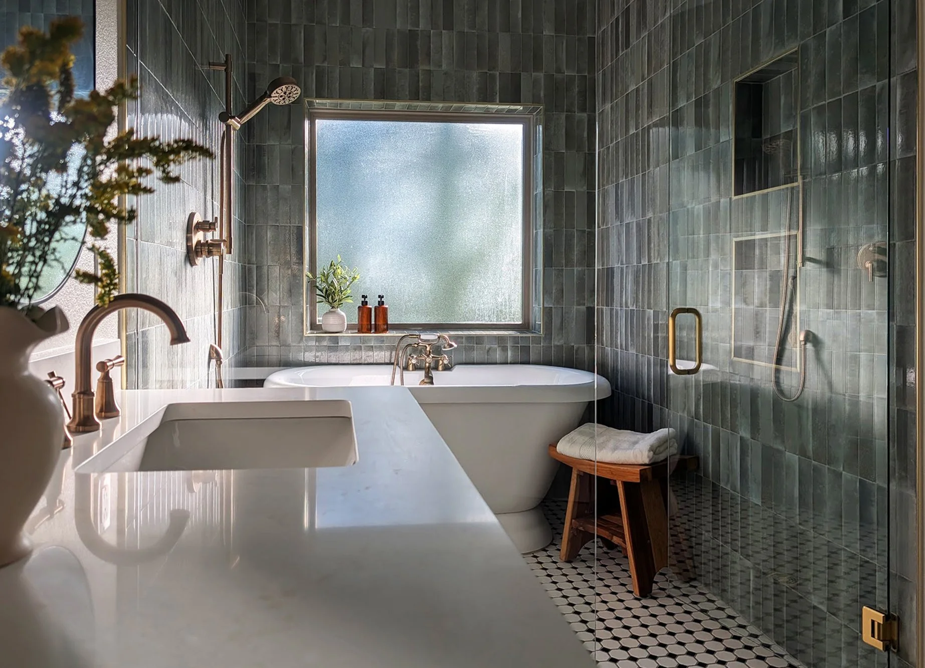 Oak Hollow_Bathroom.jpg