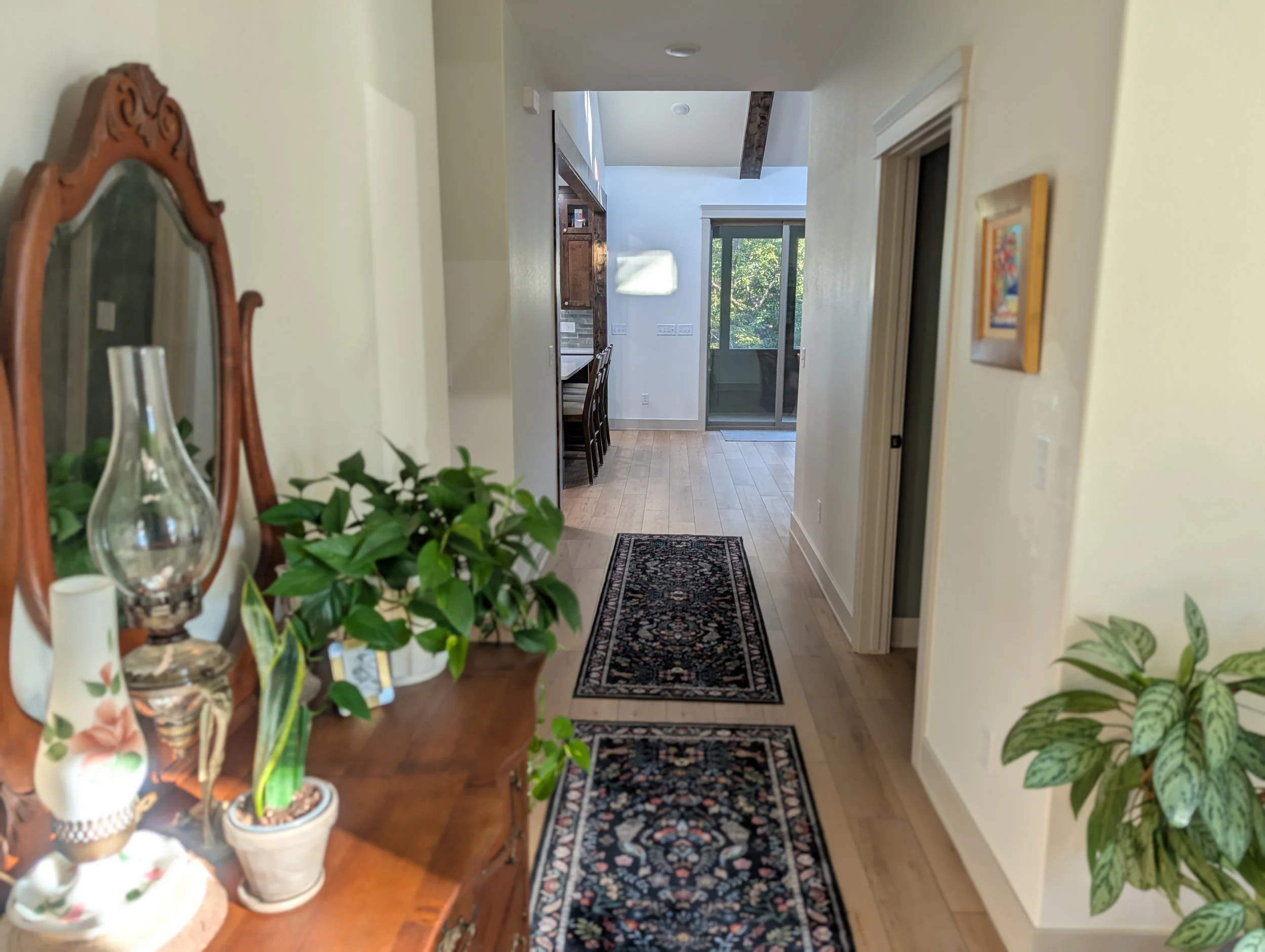 Oak Hollow-Entry at Door.jpg