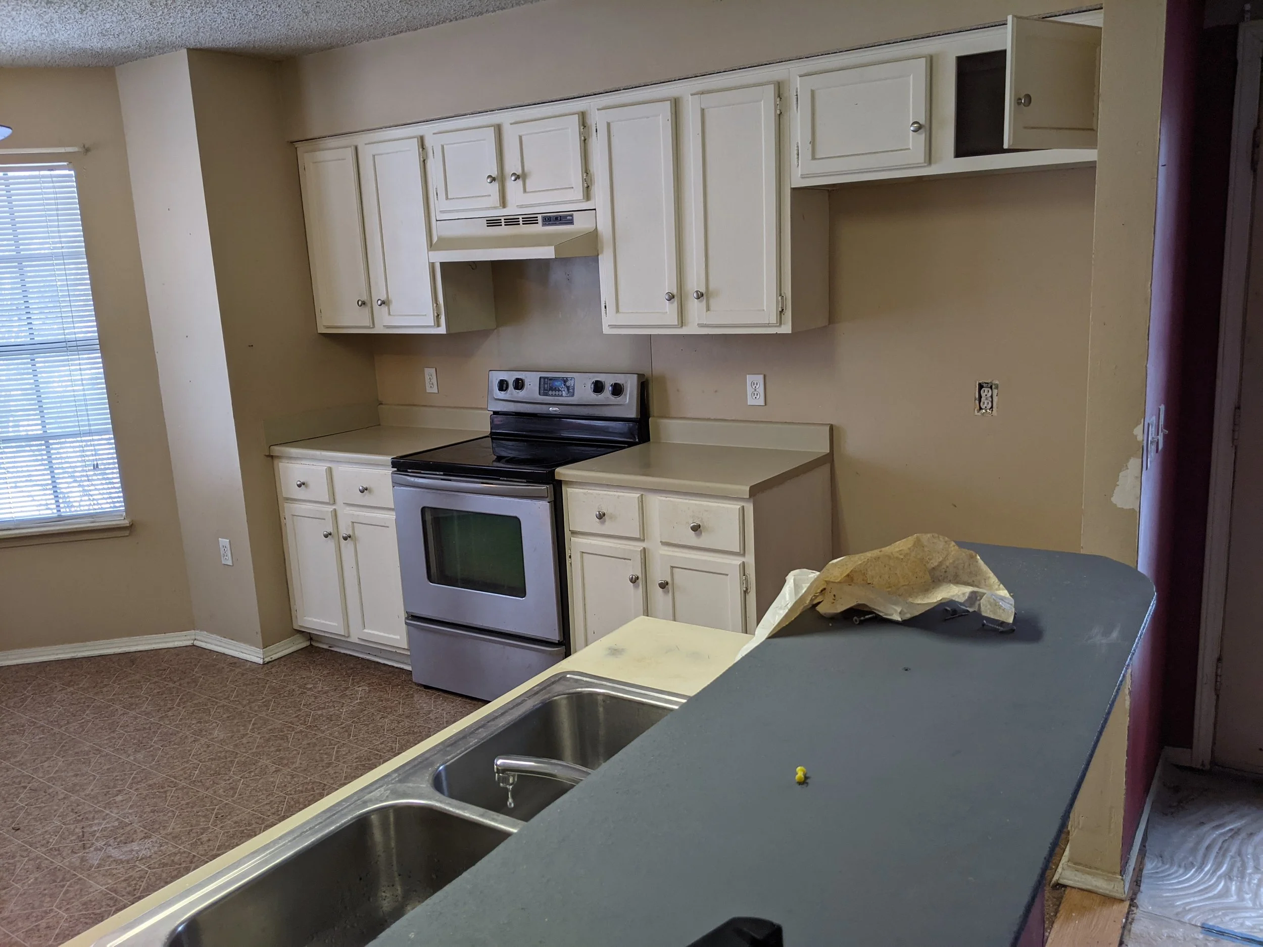 Spriggs Ct_Existing Kitchen.jpg