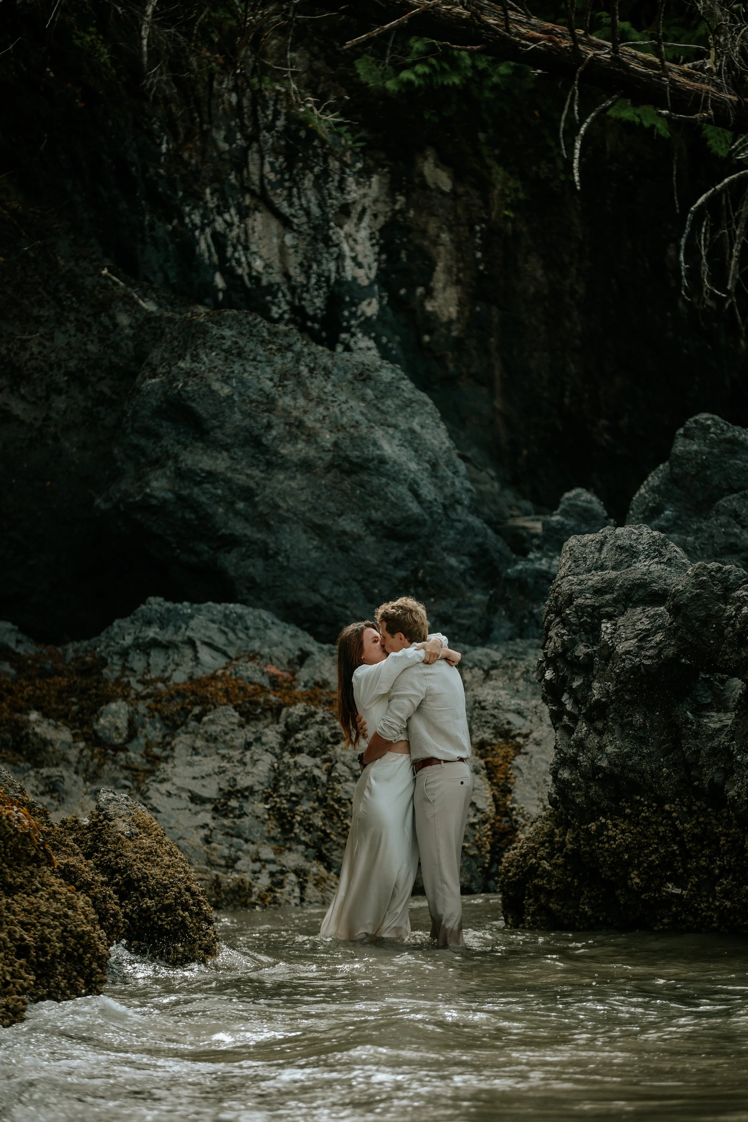 LK_Elopement_SanJosefBay-181.jpg