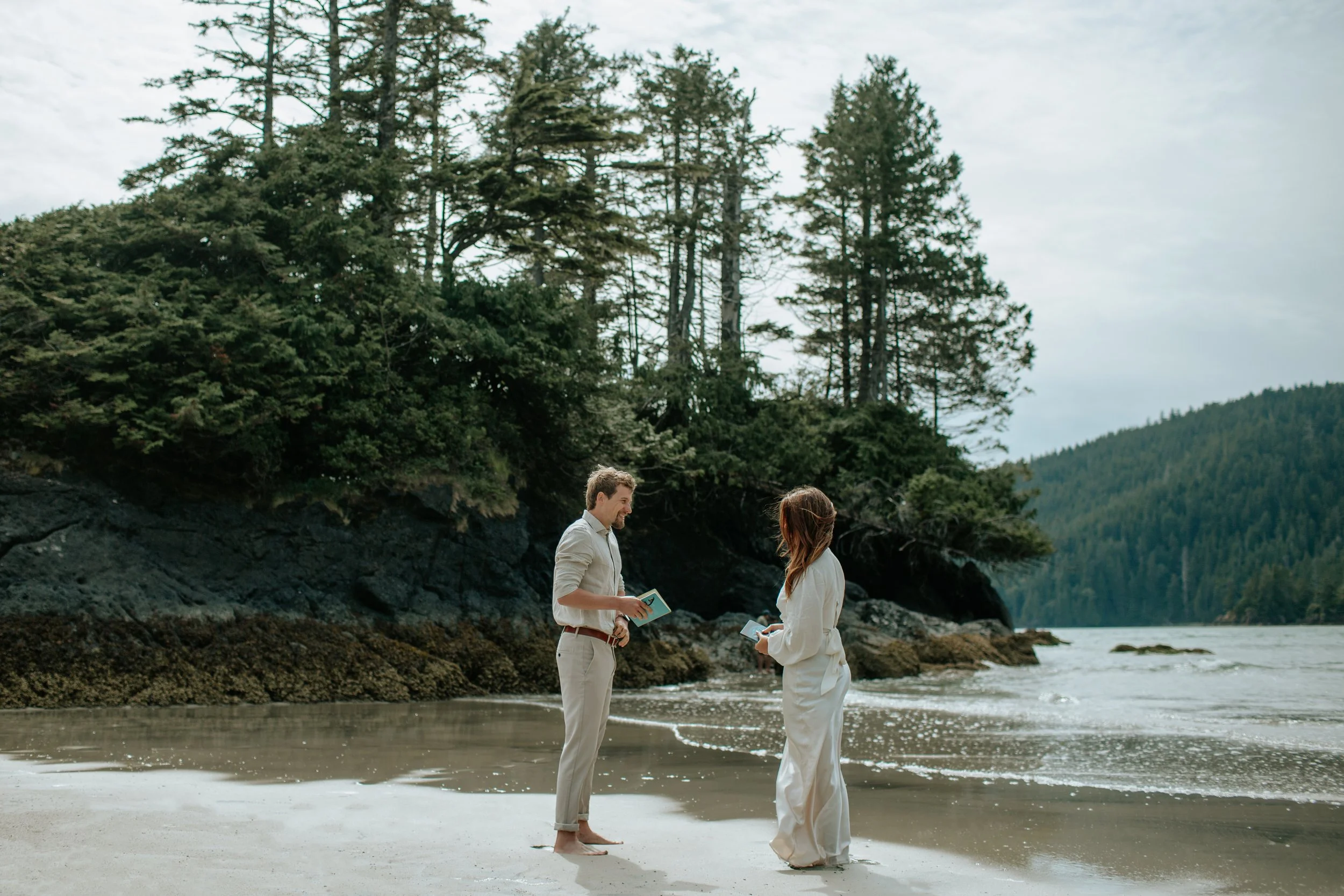 LK_Elopement_SanJosefBay-124.jpg