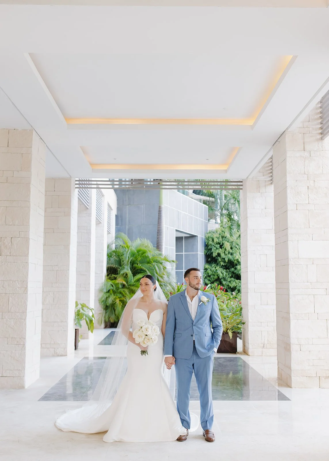 Cinematic couple moment with soft movement and beautifully balanced composition.