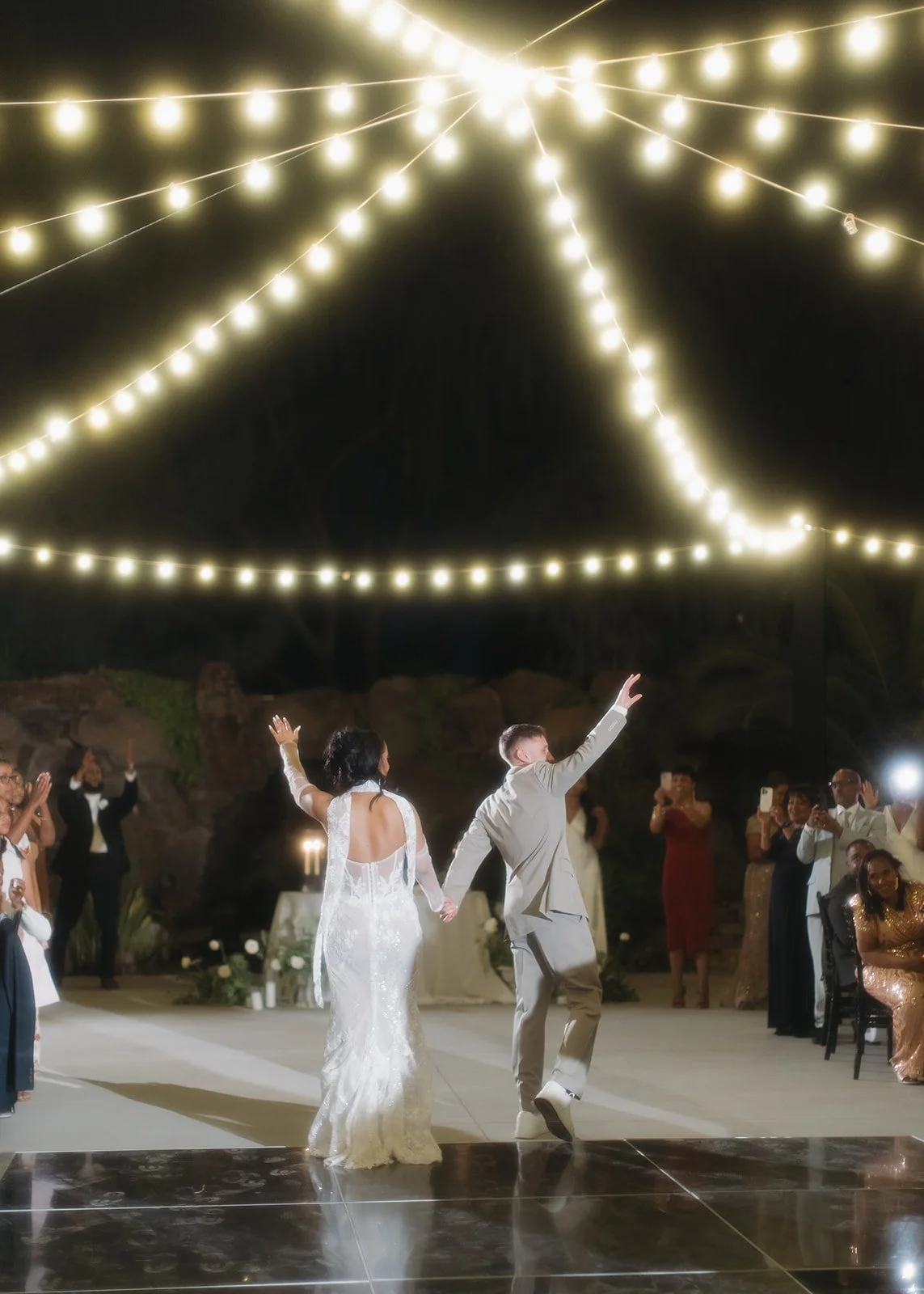 Coastal-inspired wedding reception suited for Amelia Island weddings.