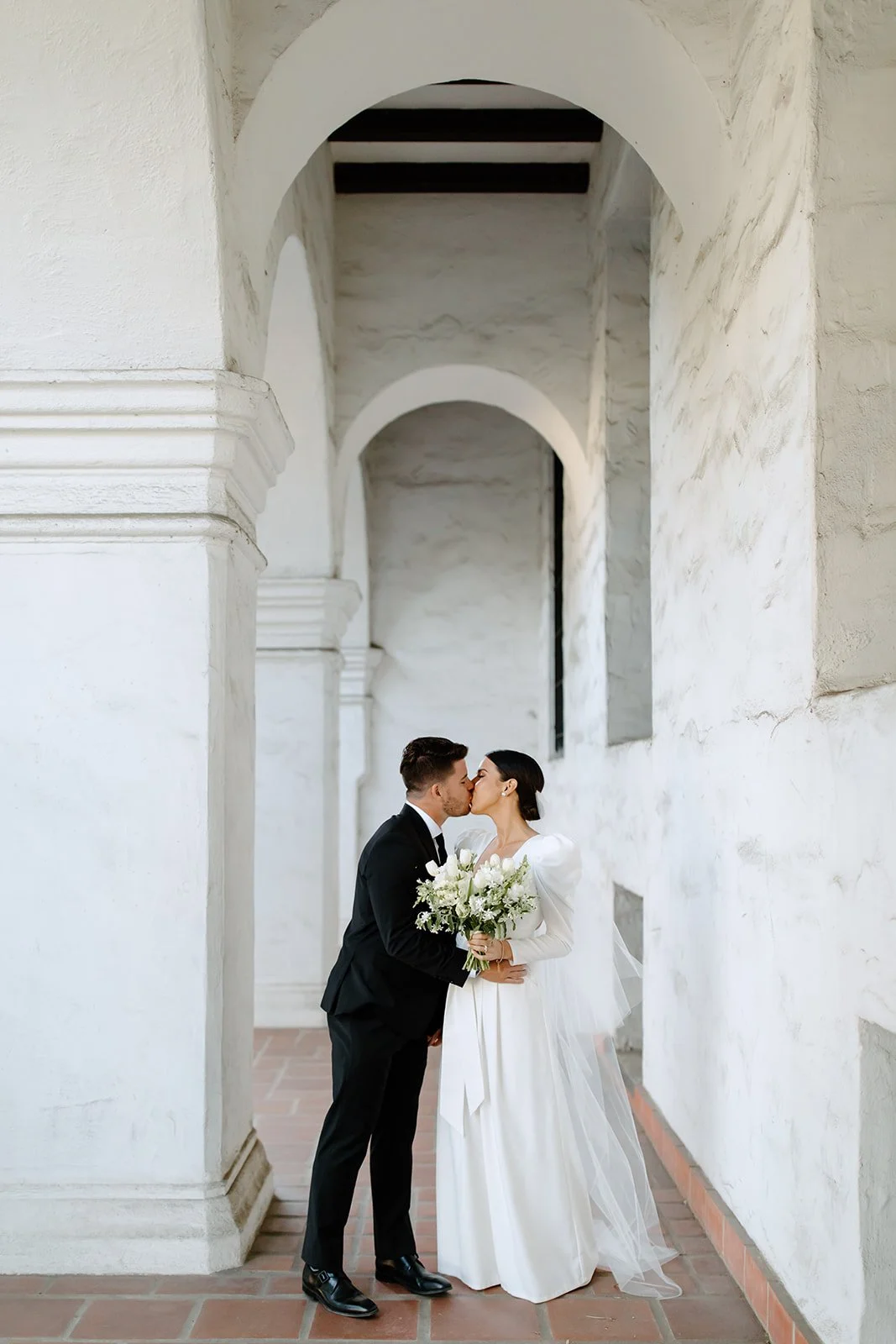Luxury editorial couple portrait for Ponte Vedra brides and grooms.