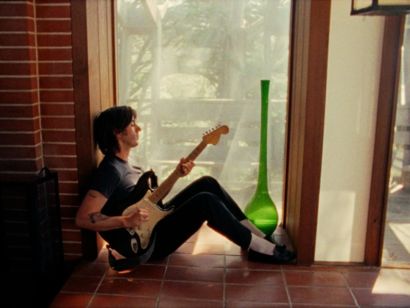 Sequence 02.00_17_15_16.Still036.jpg