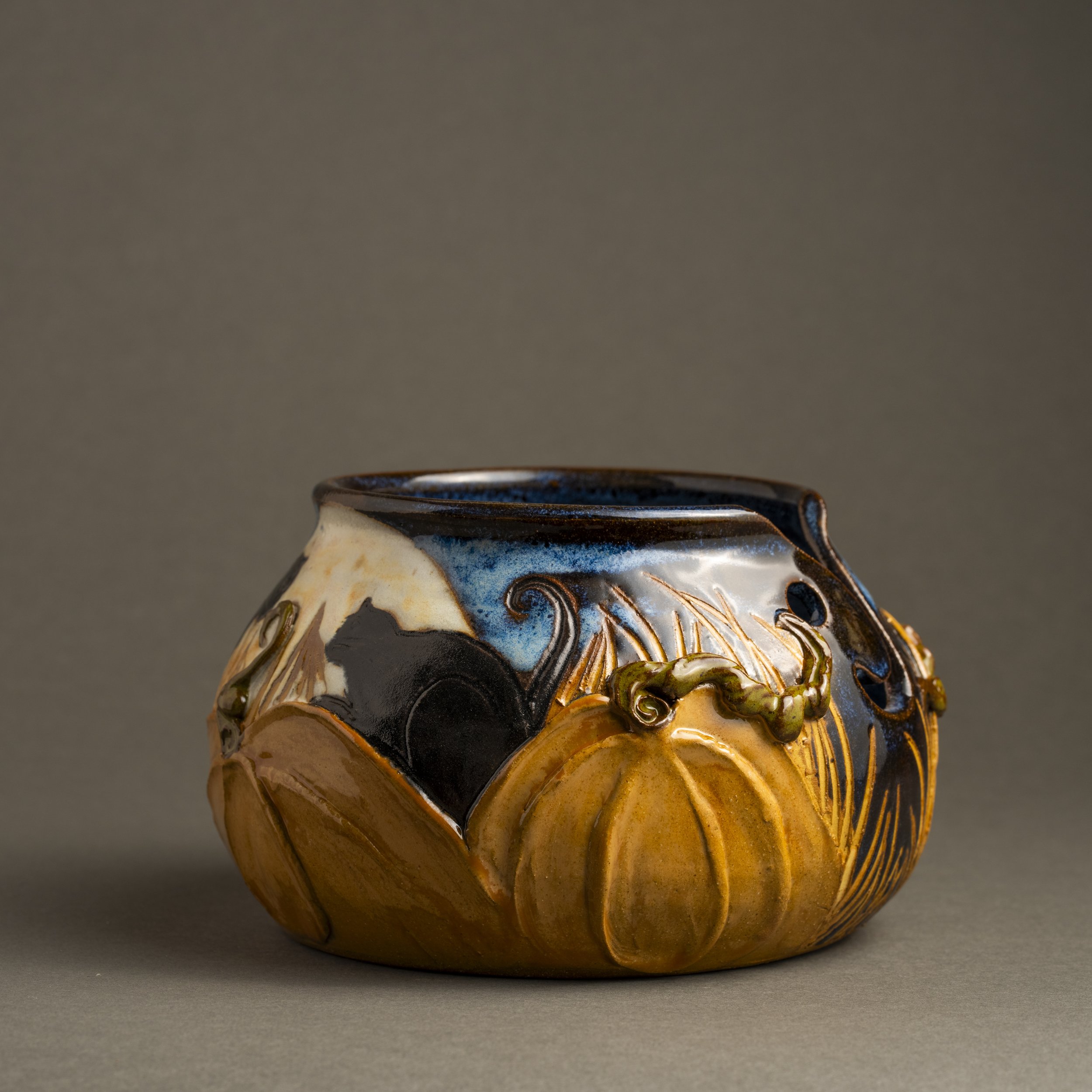 Website-pumpkin-cats-moon-knitting-bowl_DSC7464.jpg
