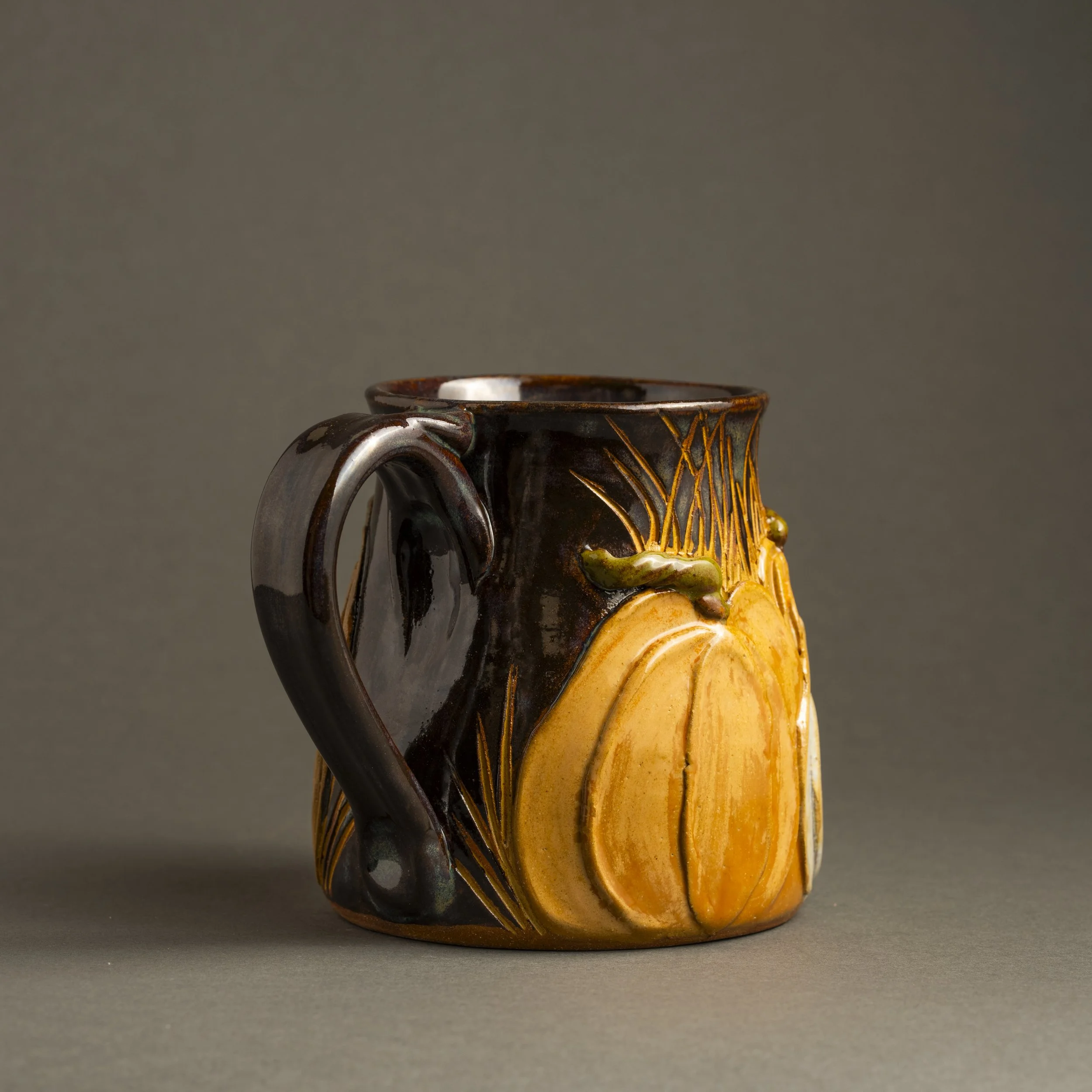 Website-pumpkin-cat-moon-mug_DSC7430.jpg