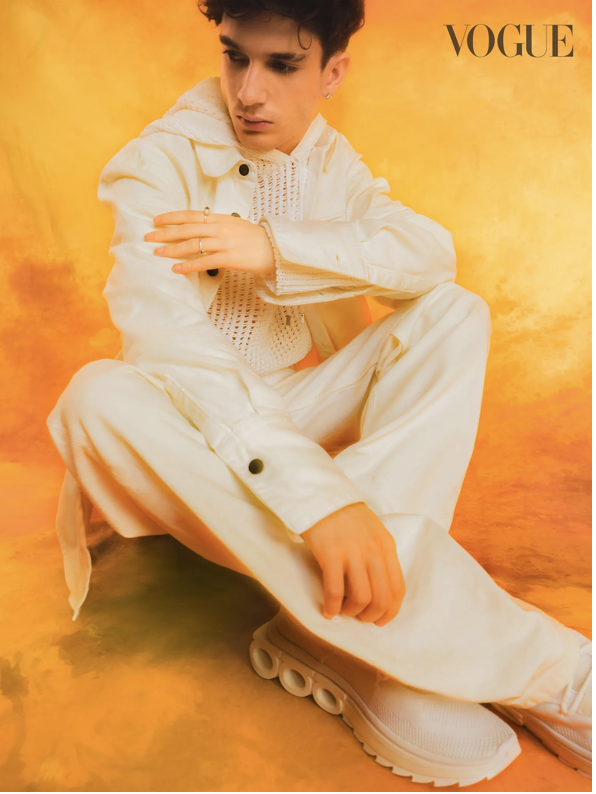 Vogue x Ferragamo / MUA 