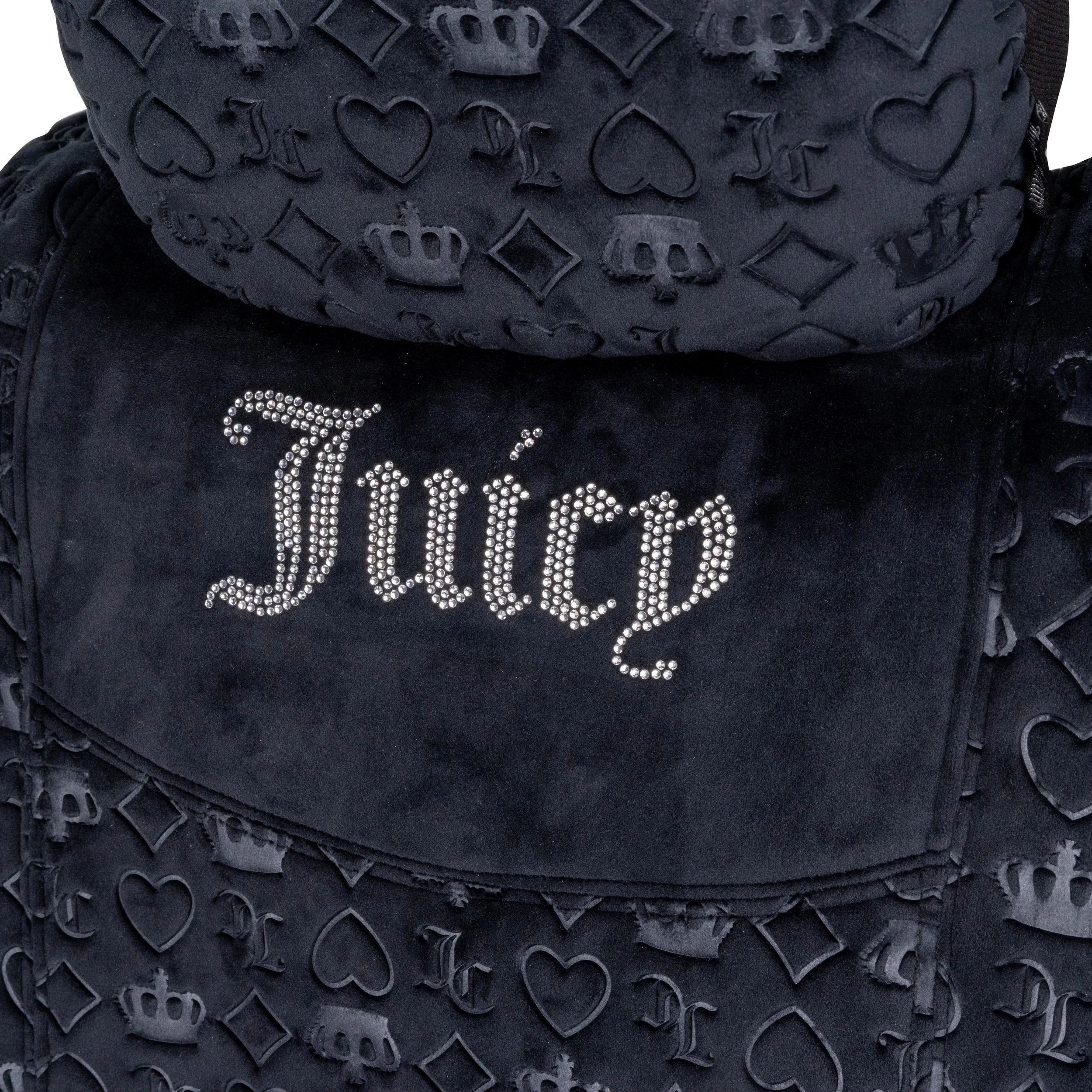 c0001776-001_jc_auto_debossed-velour-seat-cover_liqrc_S27_2_logo-detail_TEMP.jpg