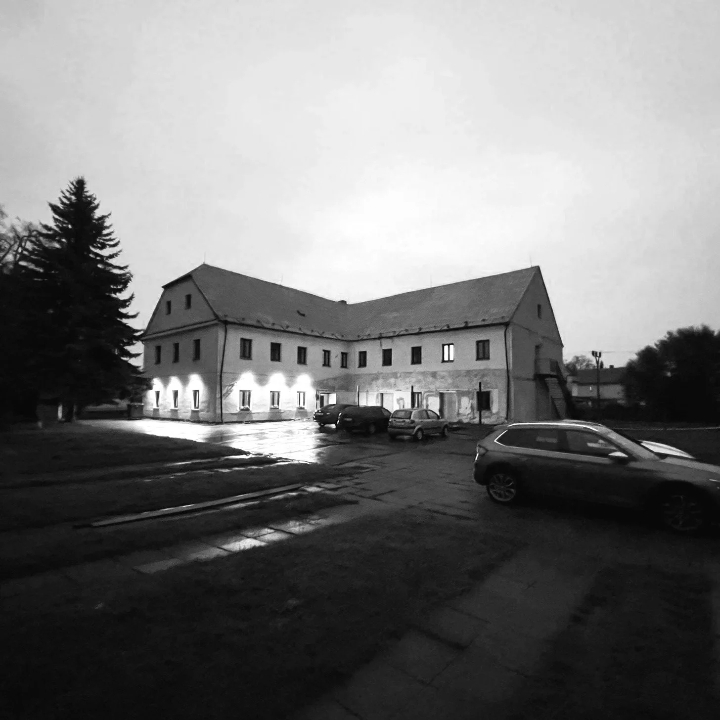 03.jpg