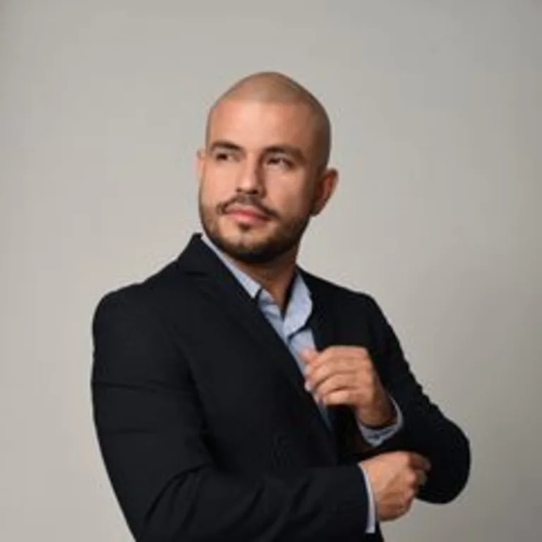 Daniel Burgos