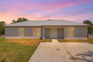 Brand-New 2026 Home on a Spacious Lot in Arcadia