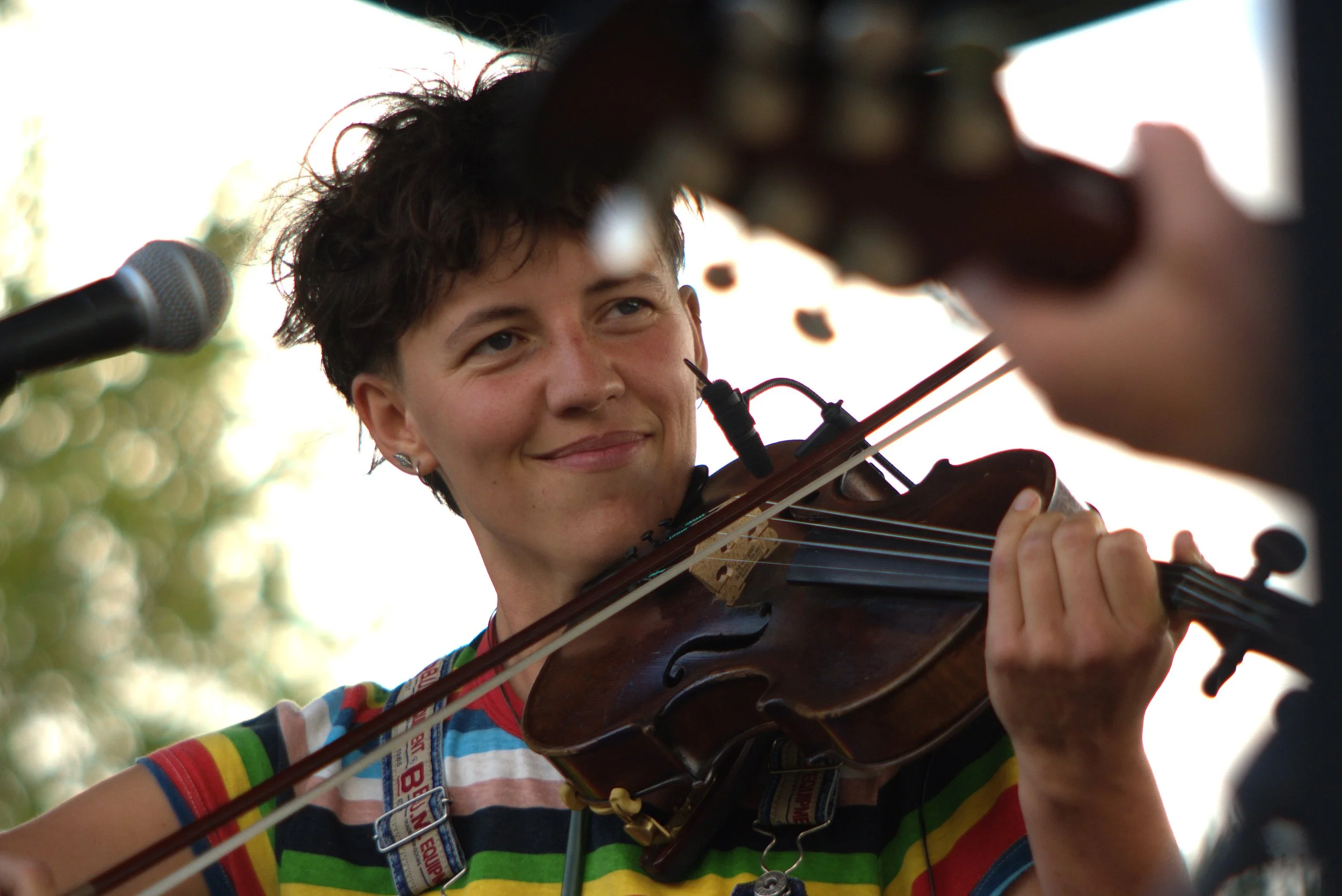 person playing violin