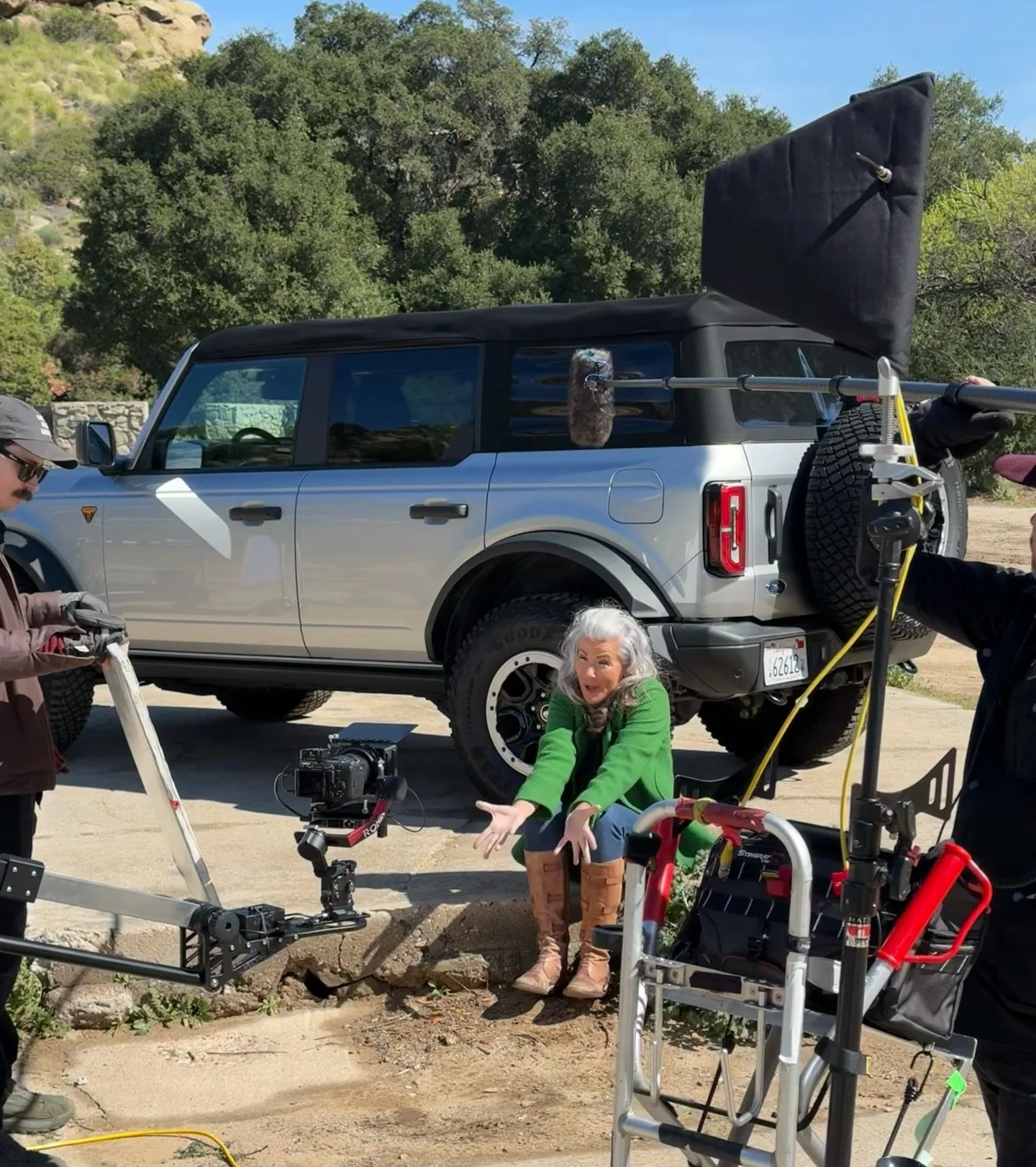 On set with the @ford Bronco. What am I saying about it? Wrong answers only.