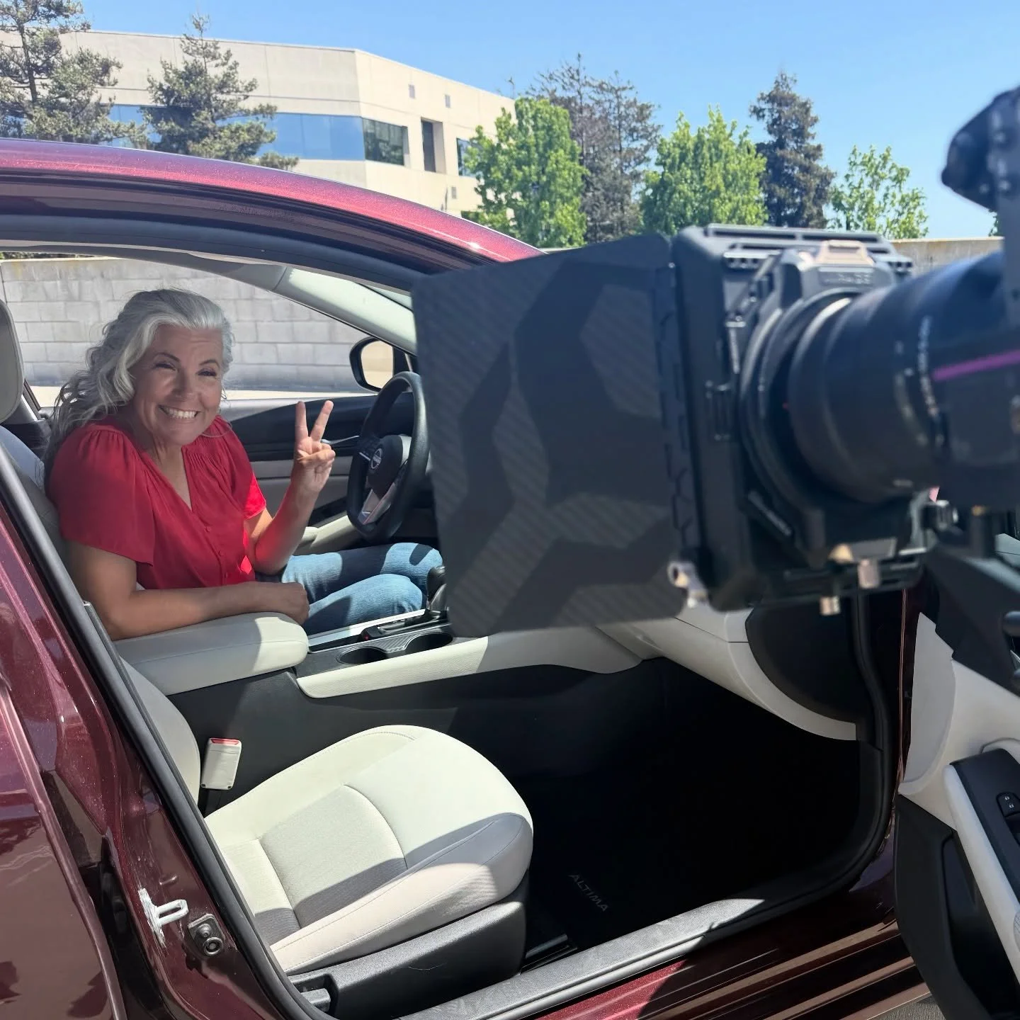 Sometimes I curl my hair and talk about cars for @carmax. What car is this and what car do I WISH it were??

#DayJob