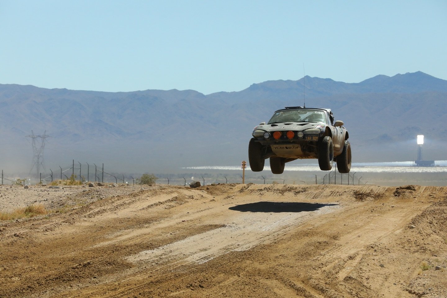 It&rsquo;s Friday. Send it. 

@bfgoodrichtires 
@ridefoxpv 
@hypercousa 
@ruggedradios Code YAHBDY for 10%off
@pacomotorsports Code YAH-BDY for 10% off
@perryparts Link in bio for 10% off
@rigidindustries 
@pro_eagle 
@advanced_engine_dynamix 
@snore
