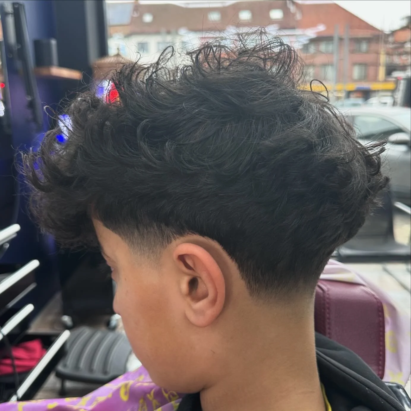 Low wavy taper! 🔥💇🏻

Book your appointment now! 
#barberlife #taperfade #lowtaper #barbershop #groominggoals 💯