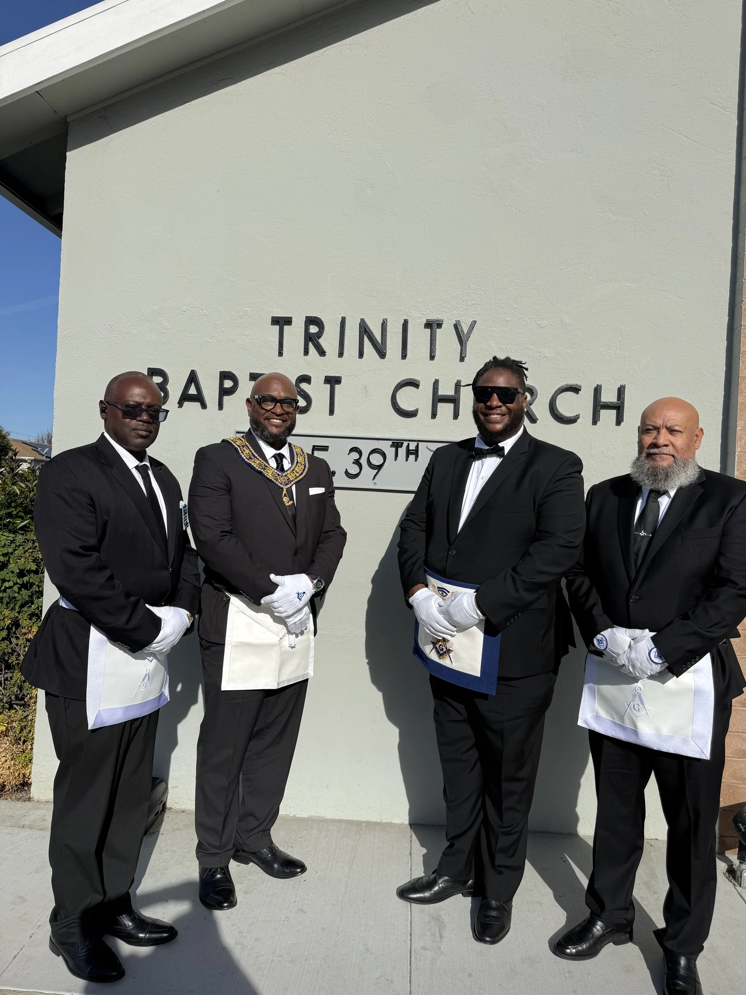 Monarch Lodge #73 Visits Trinity Baptist Church