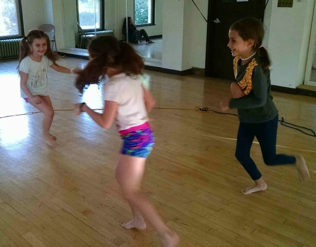 Children's dance class ages 7–10