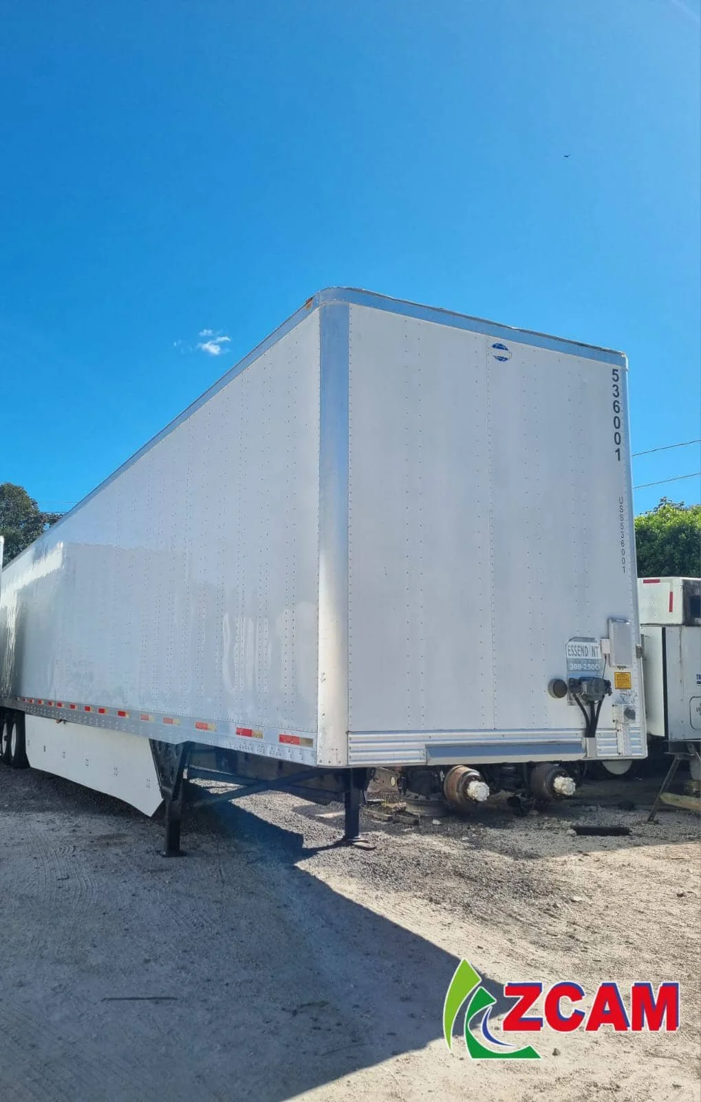 Furgon Utility 572 de Venta — Camiones y Cabezales Disponibles en El Salvador 2.jpg