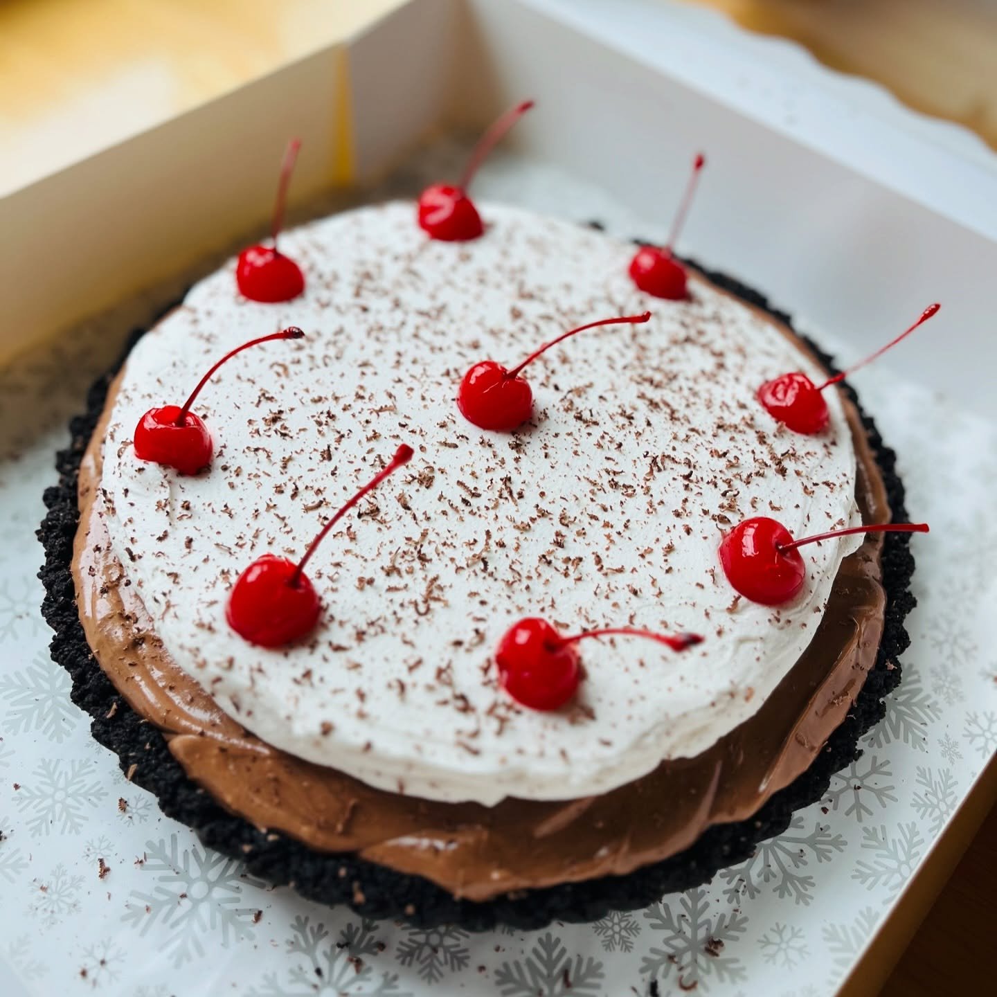 December was full of tarts 🍫✨ excited to take a little rest from the holiday baking but ALSO excited to test bake desserts for Valentine&rsquo;s Day&hellip;stay tuned 💕 

#bake #bakersgonnabake #bakery #microbakery #microbakerylife #bakersgonnabake