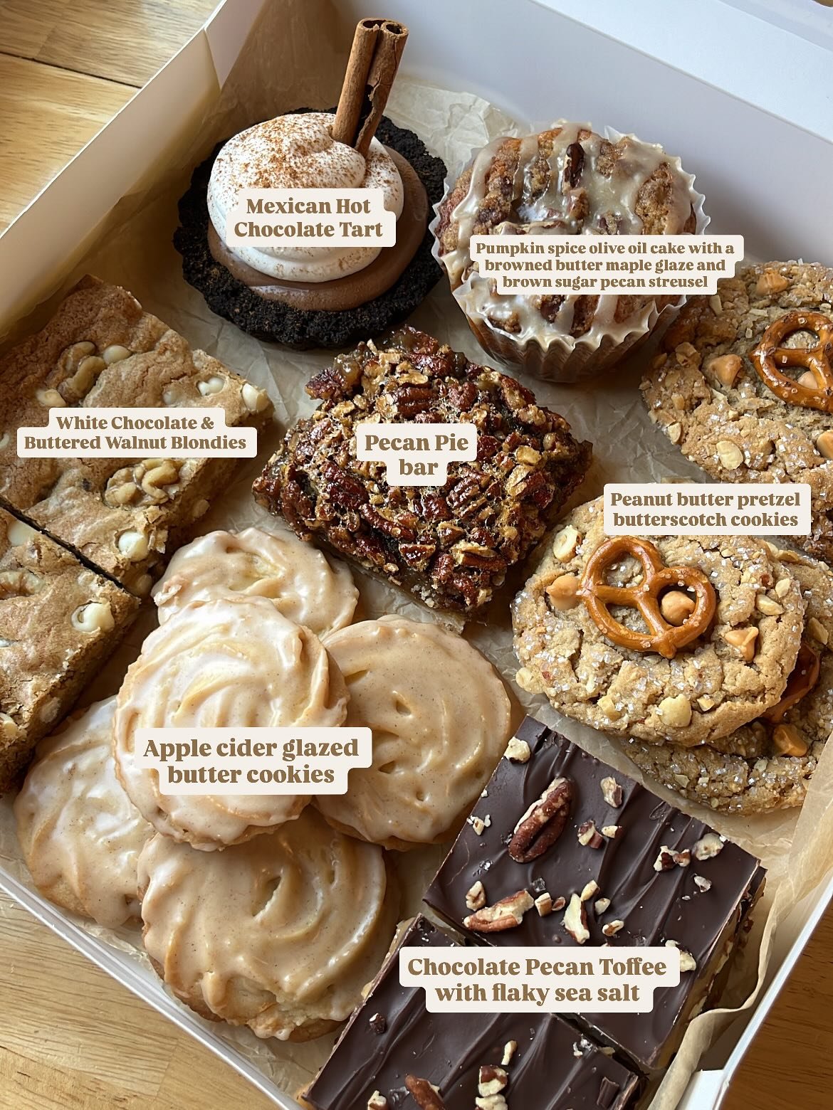 Running on 1 hour of sleep but it sure is a beauty 👩🏻&zwj;🍳 My Thanksgiving Dessert Box is complete ✔️ ✨ Thank you to everyone who placed an order! 

#thanksgiving #dessert #baker #bake #bakersgonnabake #bakery #microbakery #microbakerylife #baker