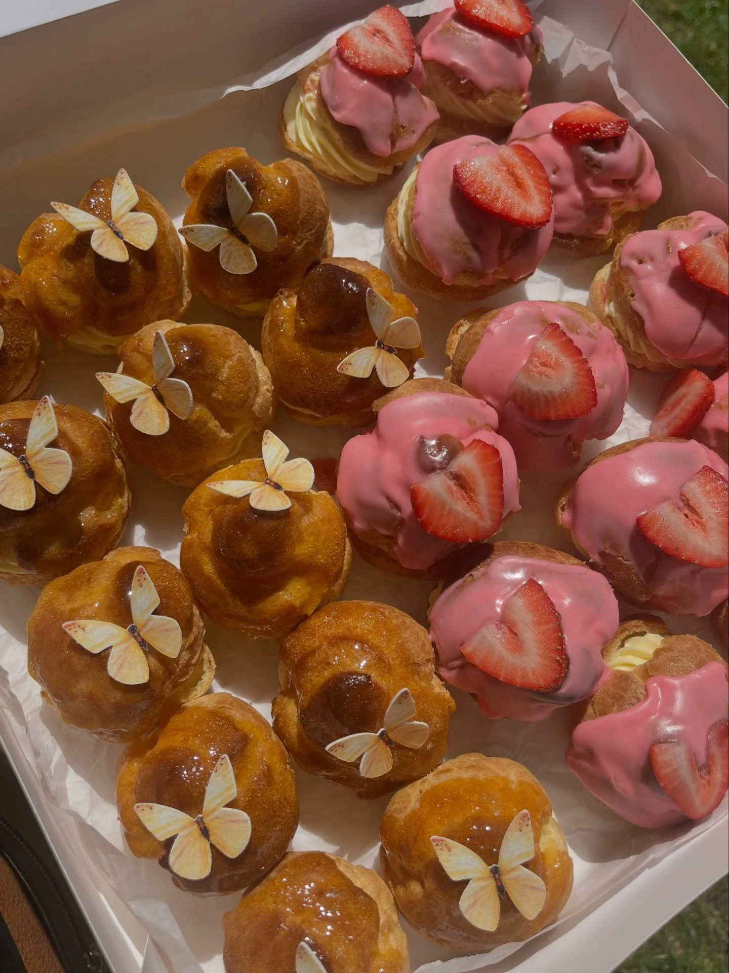 Treats made this week ✨ Was so fun to be a part of @microbutmightybakers Sugar Social! Can&rsquo;t wait for the next one 🥰 

#dessert #bake #bakery #baking #bakersgonnabake