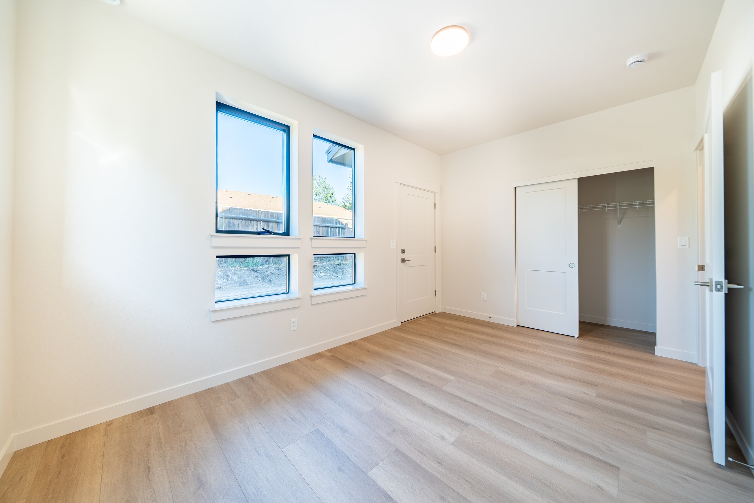 RH - 19th St Redmond 3br-03.jpg