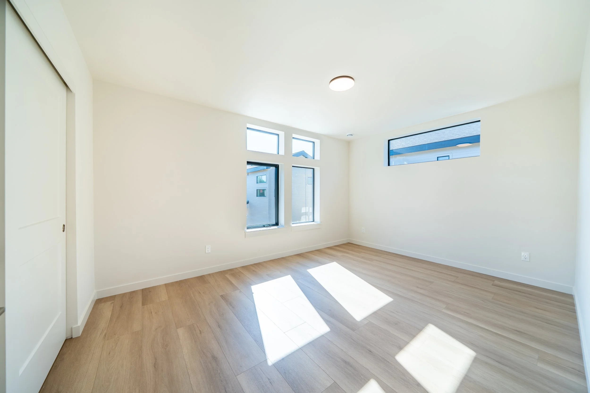 RH - 19th St Redmond 3br-10.jpg
