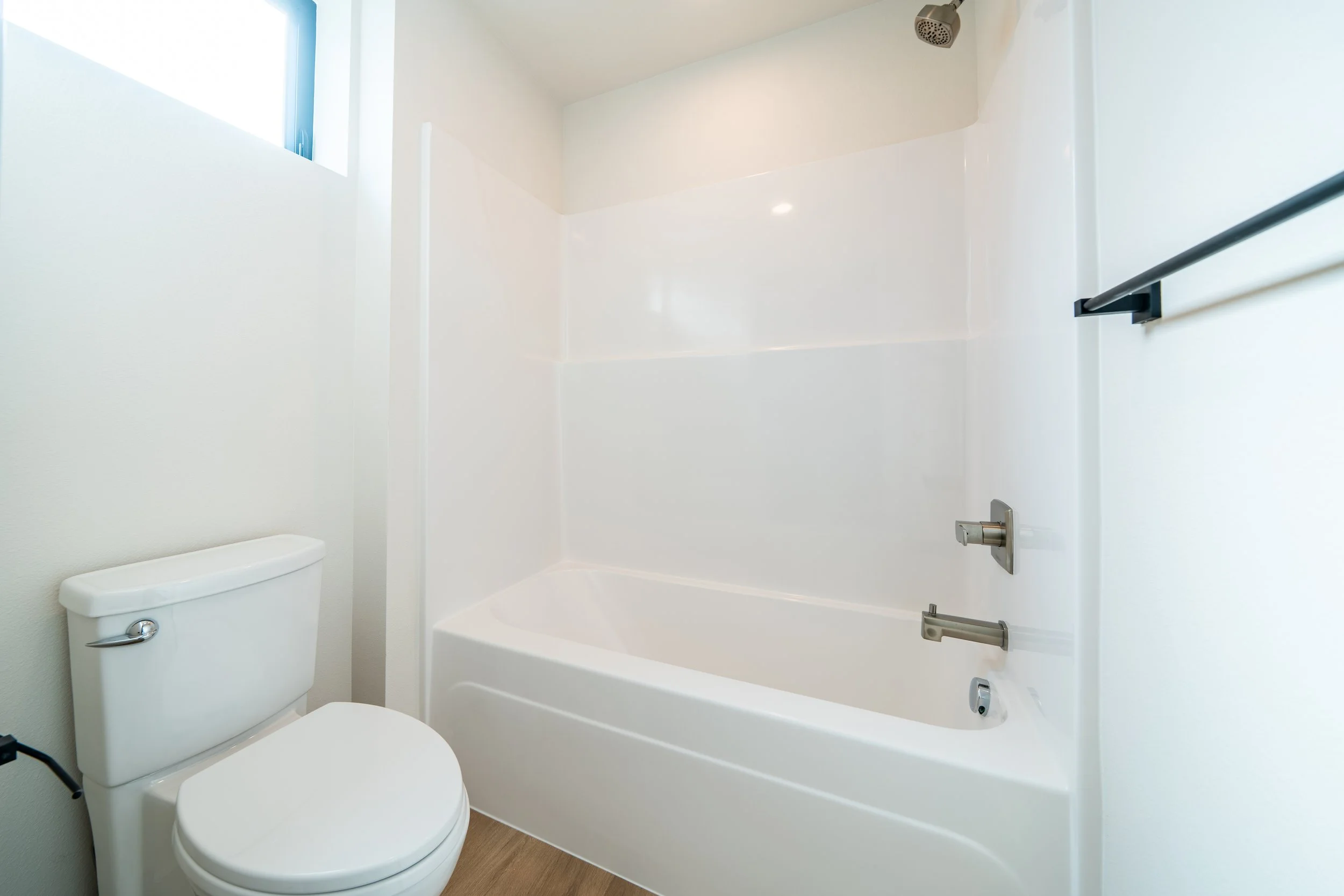 RH - 19th St Redmond 2br-08.jpg