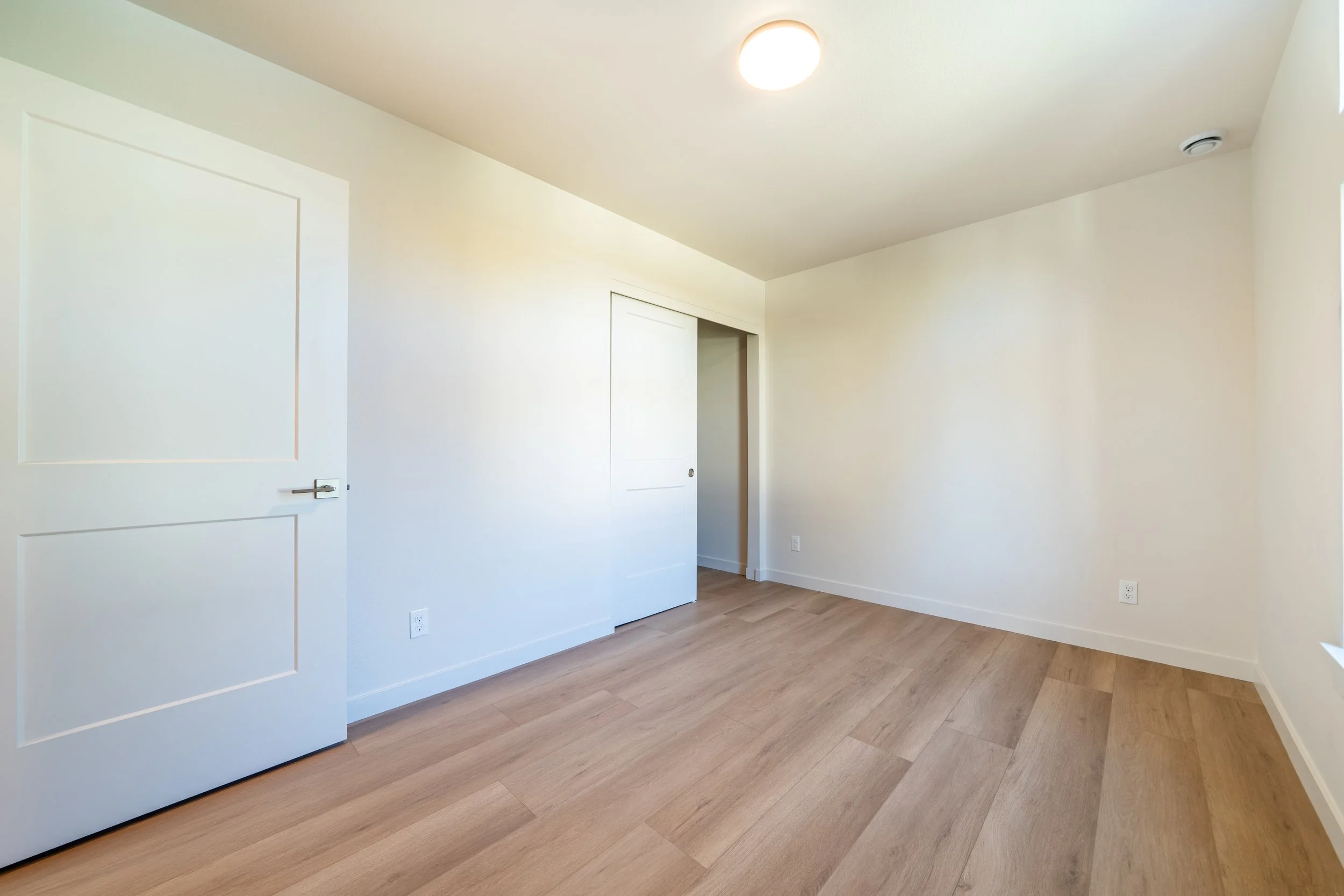 RH - 19th St Redmond 2br-02.jpg