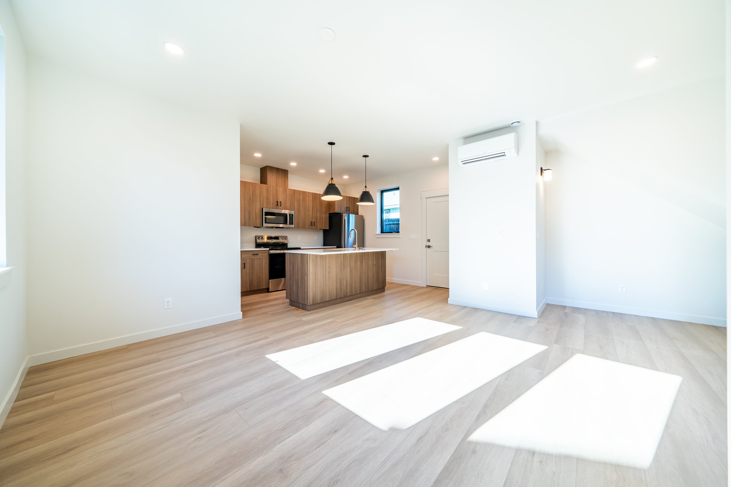 RH - 19th St Redmond 2br-12.jpg