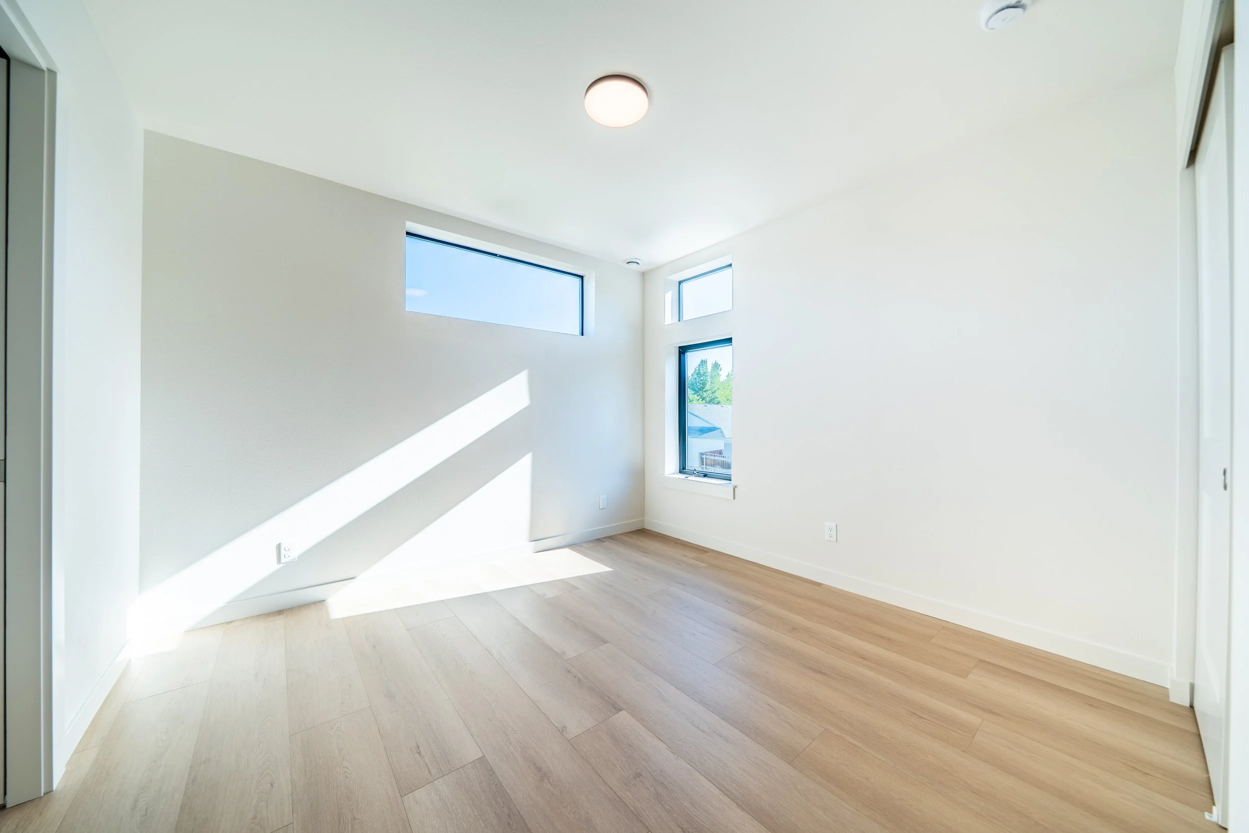 RH - 19th St Redmond 2br-04.jpg