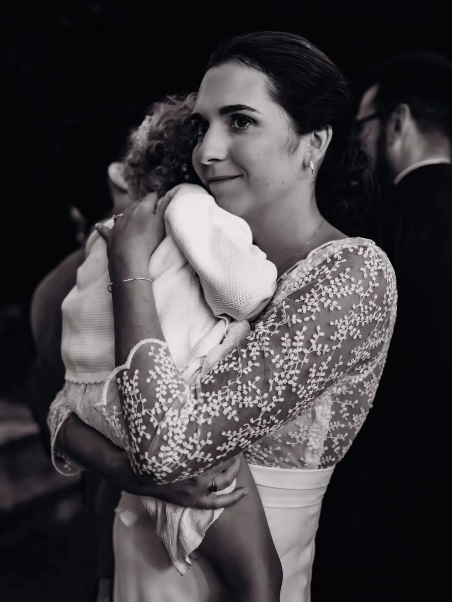 Being a mother. Being a father. Being a newlywed couple and so much more. Everything blending in the same daily routine in which magic can be found everywhere

#photographemariage #portrait #photographer #toulouse #destinationweddingphotographers