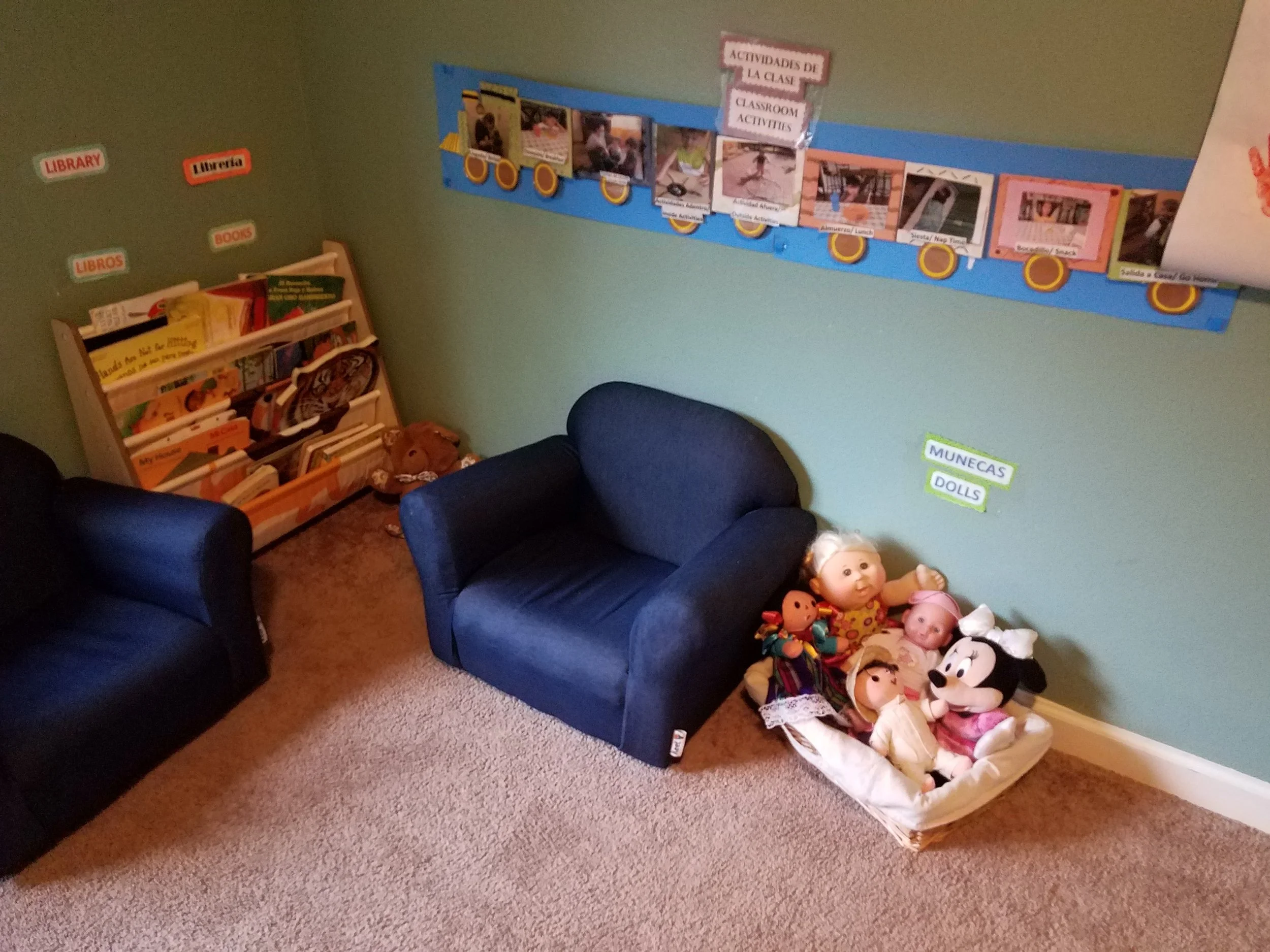 Gloria Pictures 10.jpg