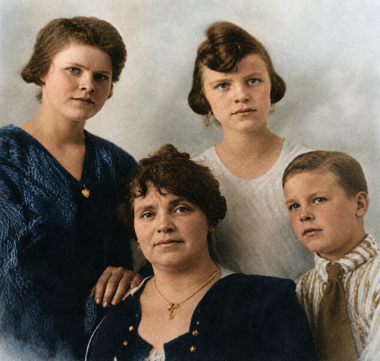 Janie Hussey Belvin portrait with children