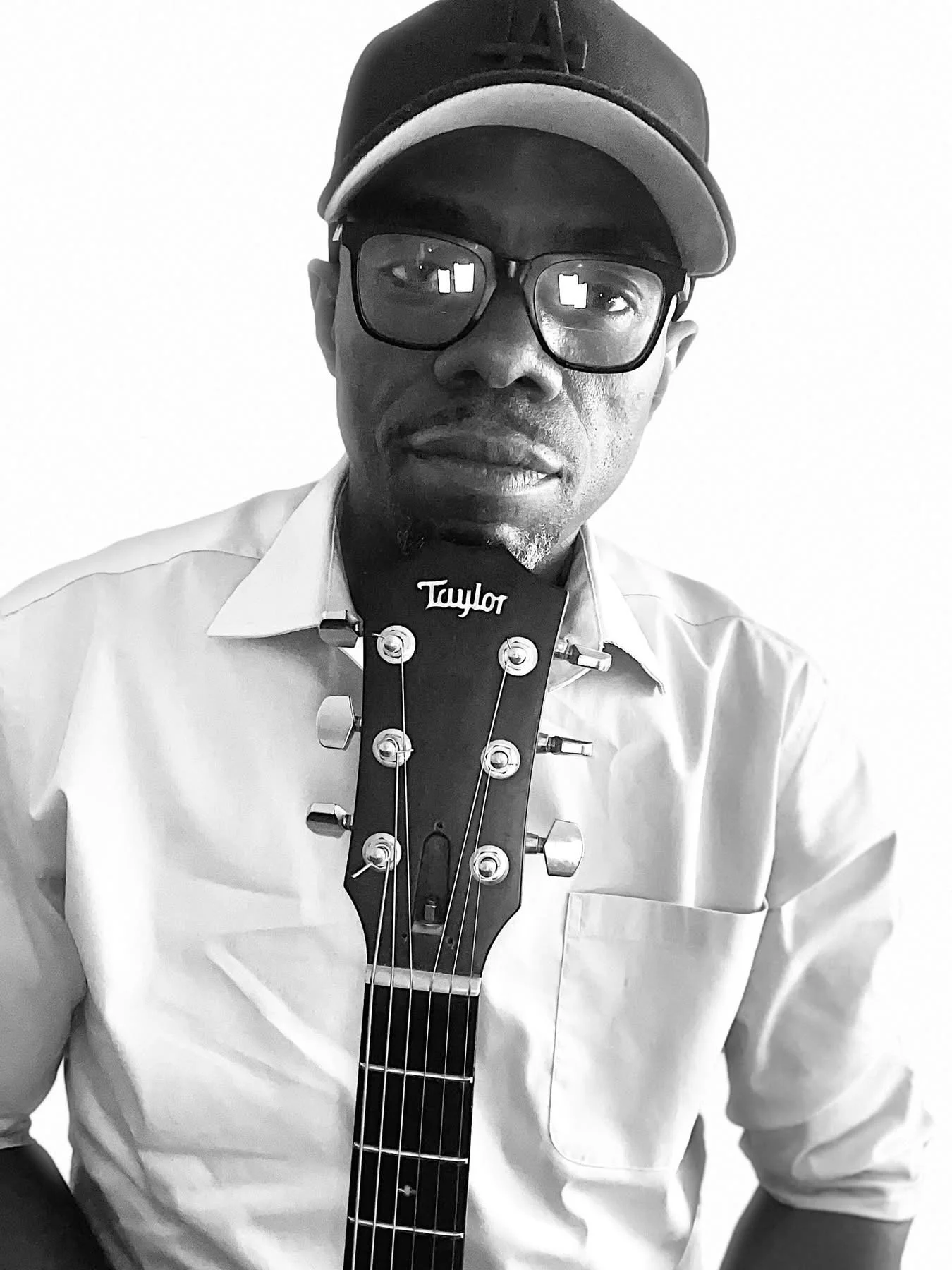 Rob White: Enjoy a Night of Blues, Soul, Funk, Rock, and Jazz
