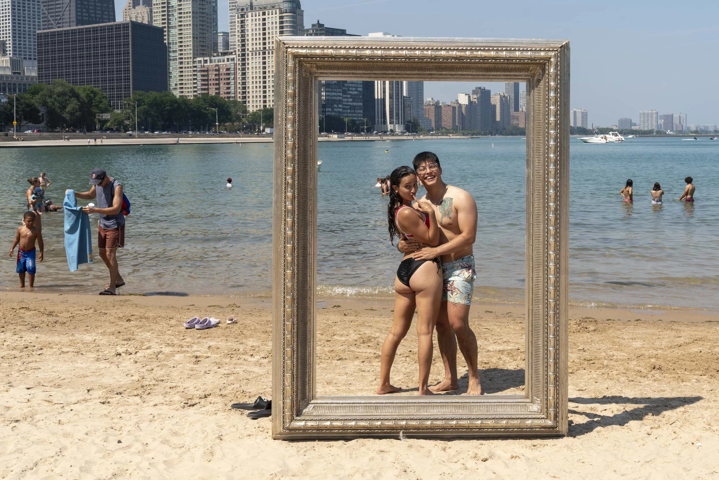 26_FramedinChicago_OhioStreetBeach_ForWebsite-14.jpg