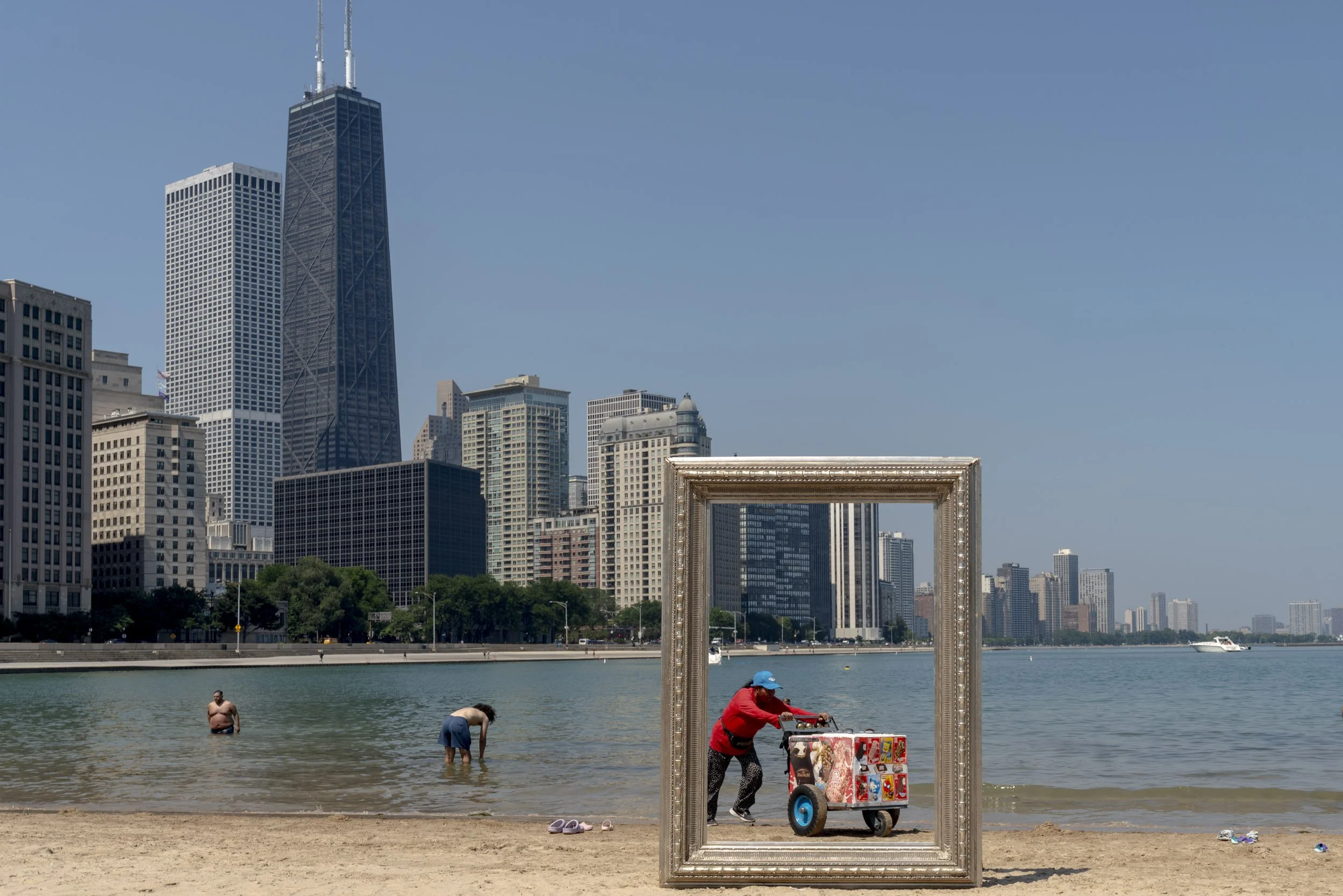 26_FramedinChicago_OhioStreetBeach_ForWebsite-9.jpg