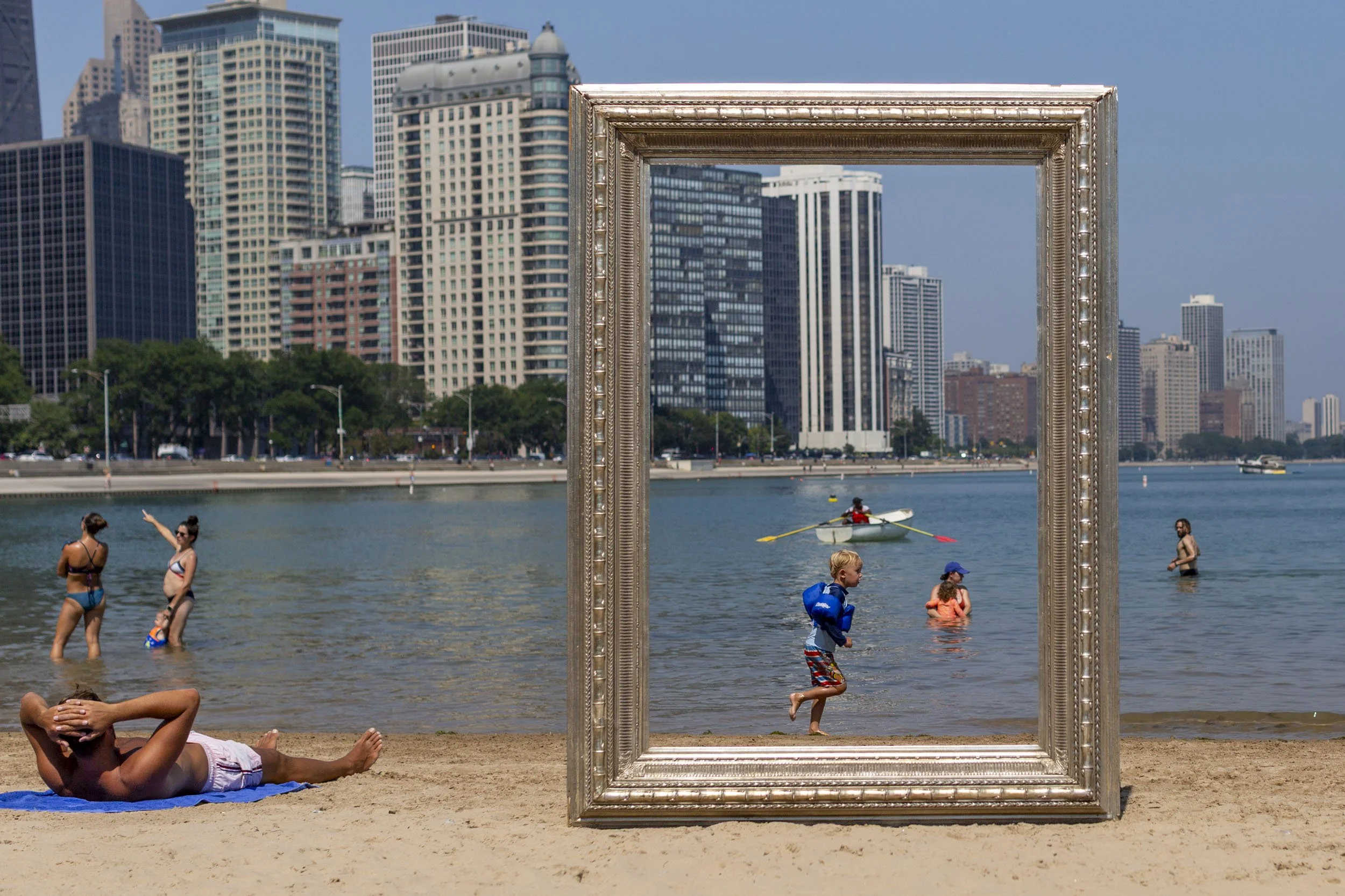 26_FramedinChicago_OhioStreetBeach_ForWebsite-4.jpg
